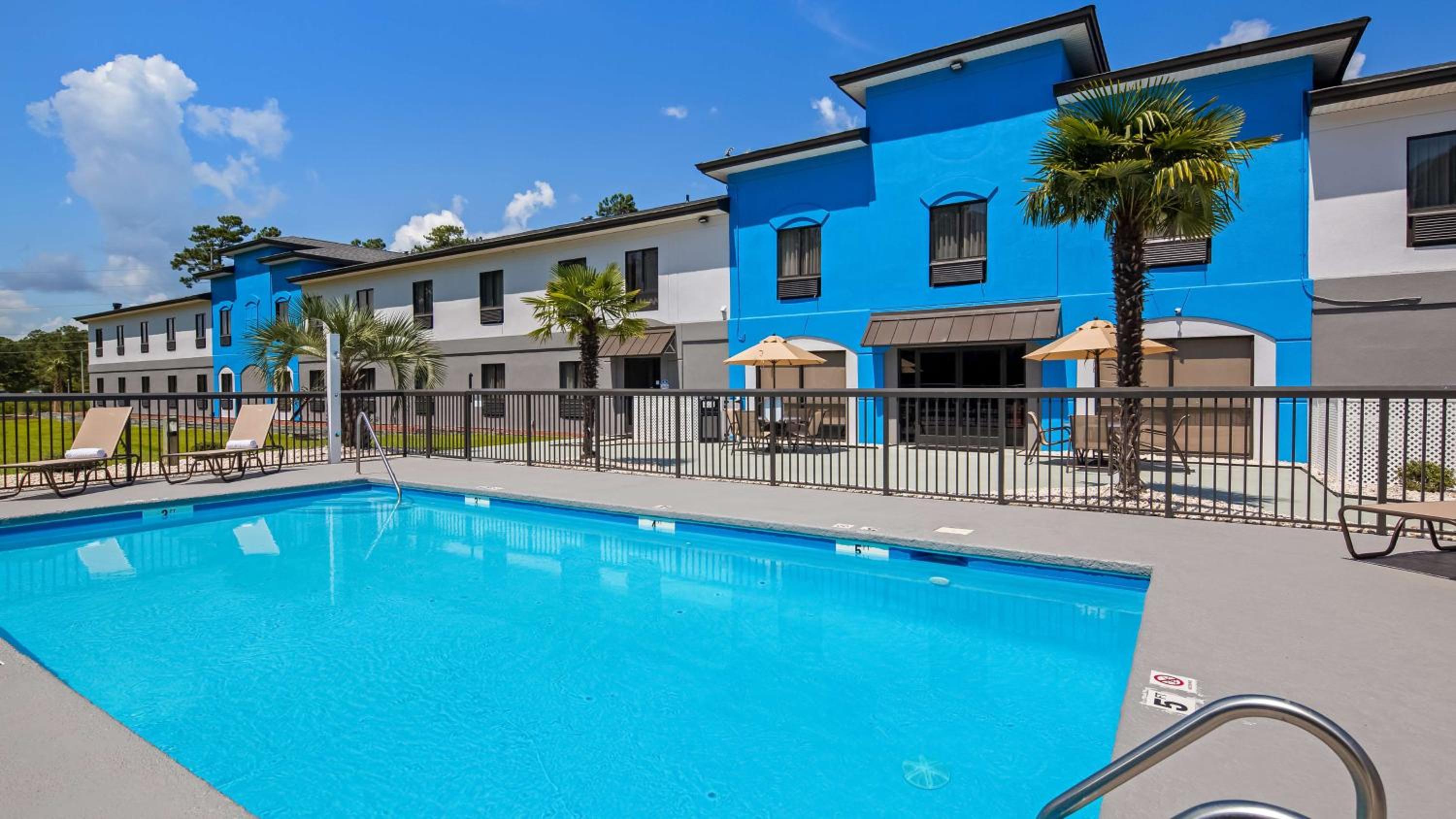 Myrtle Beach Vacations - Best Western Shallotte / Ocean Isle Beach Hotel - Property Image 1
