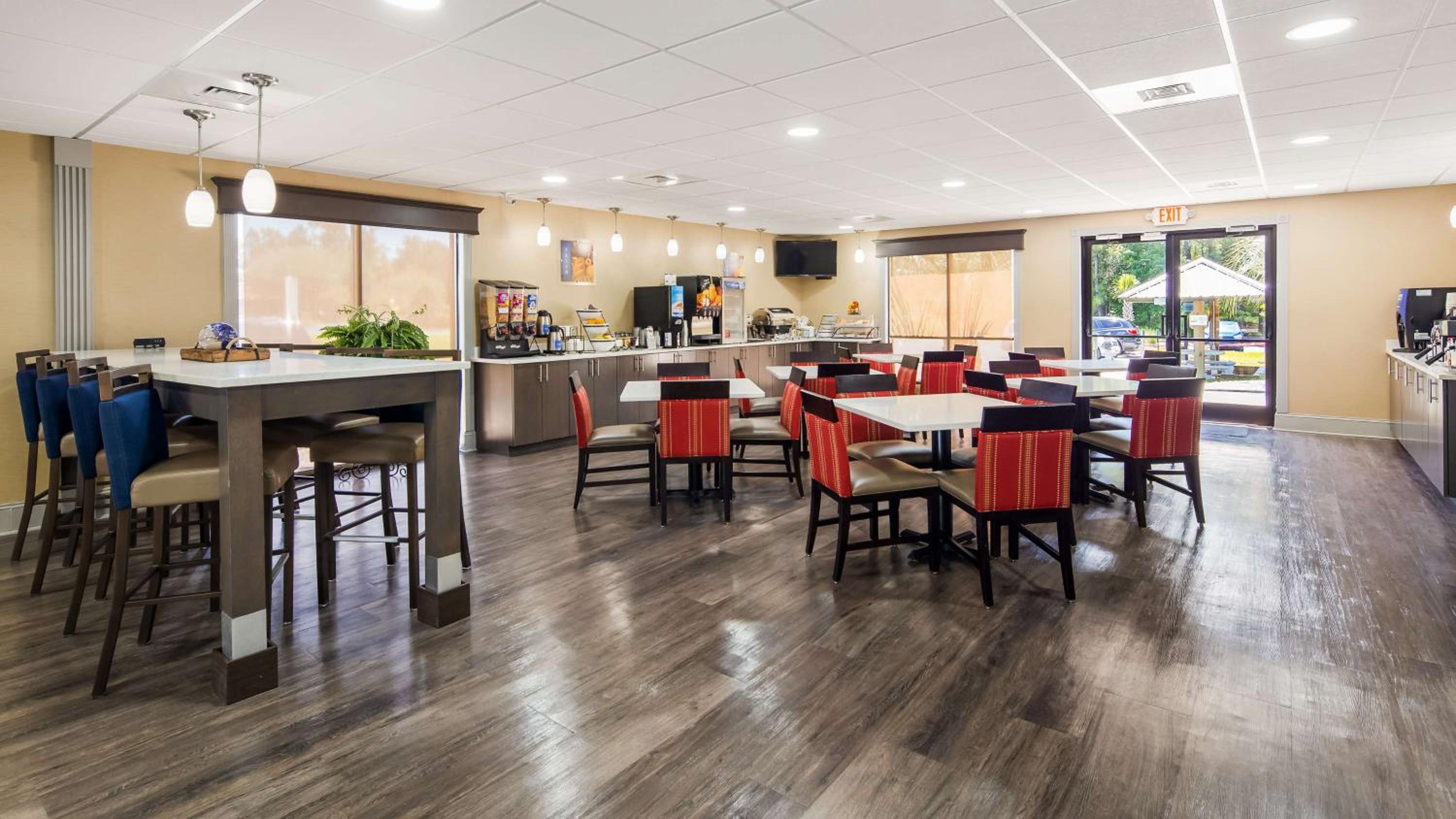 Best Western Shallotte / Ocean Isle Beach Hotel - Property Image 9