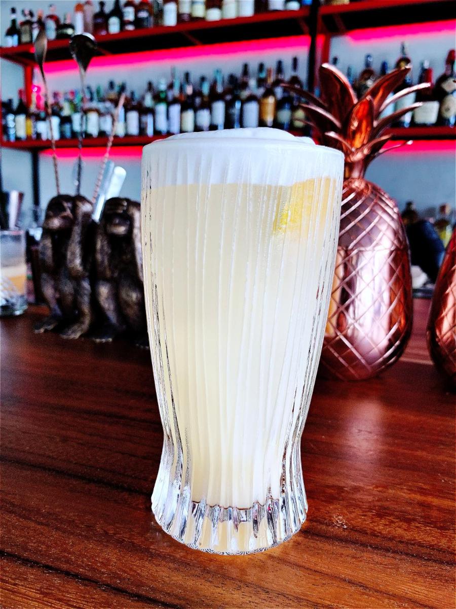 bar