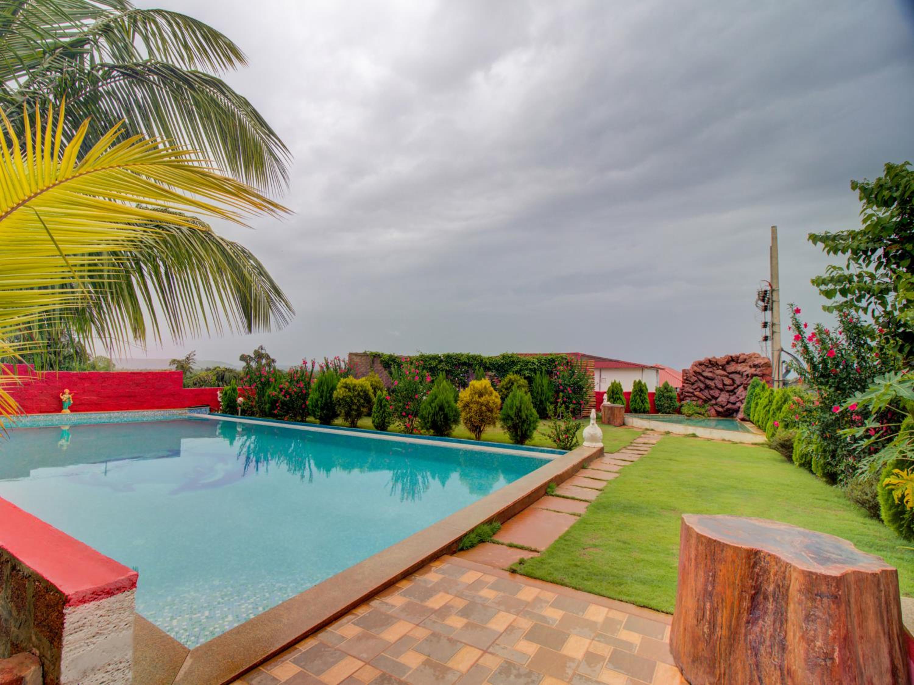 La Papa Resort view 3