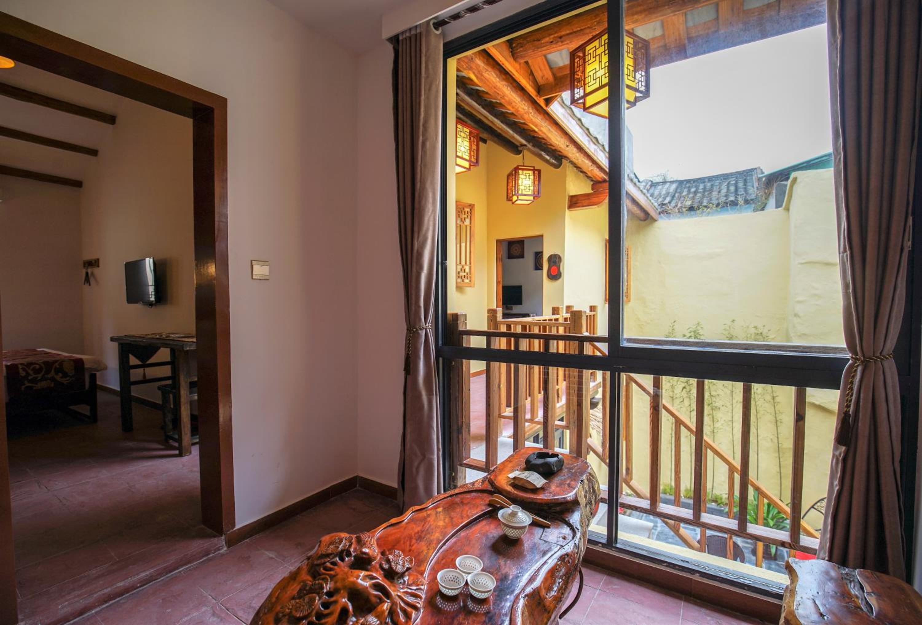 Chaozhou Hello Inn