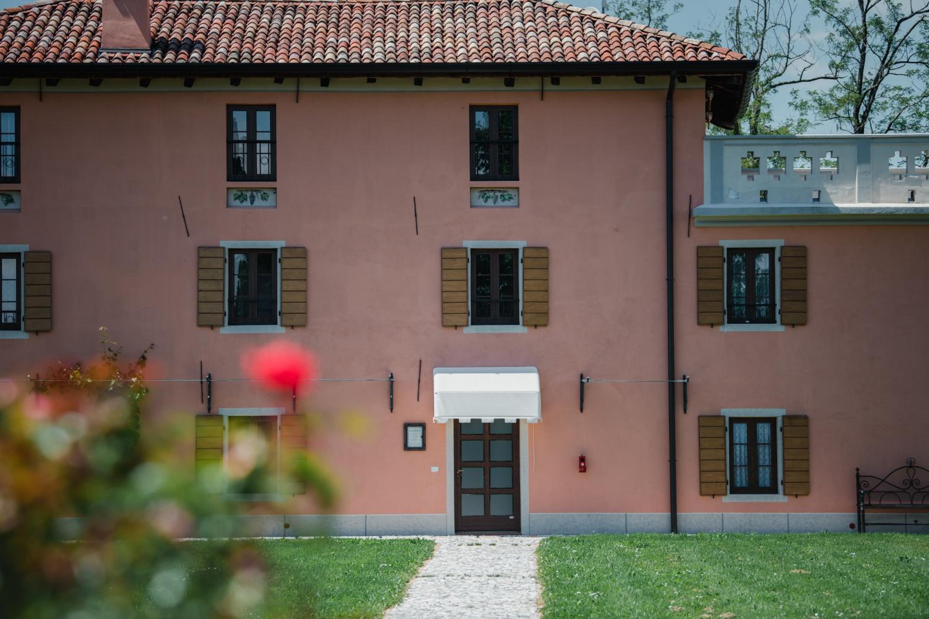 Casale in Collina