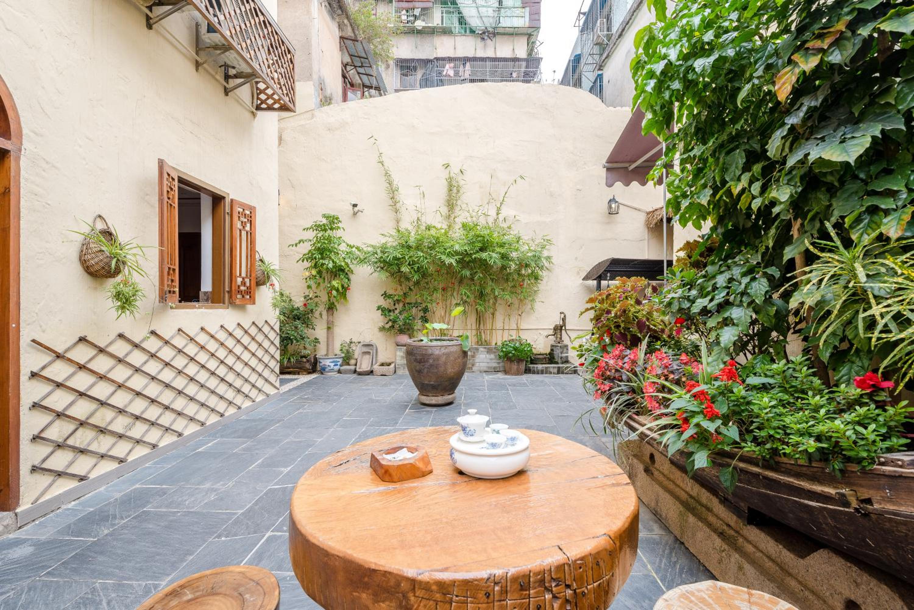 Chaozhou Hello Inn