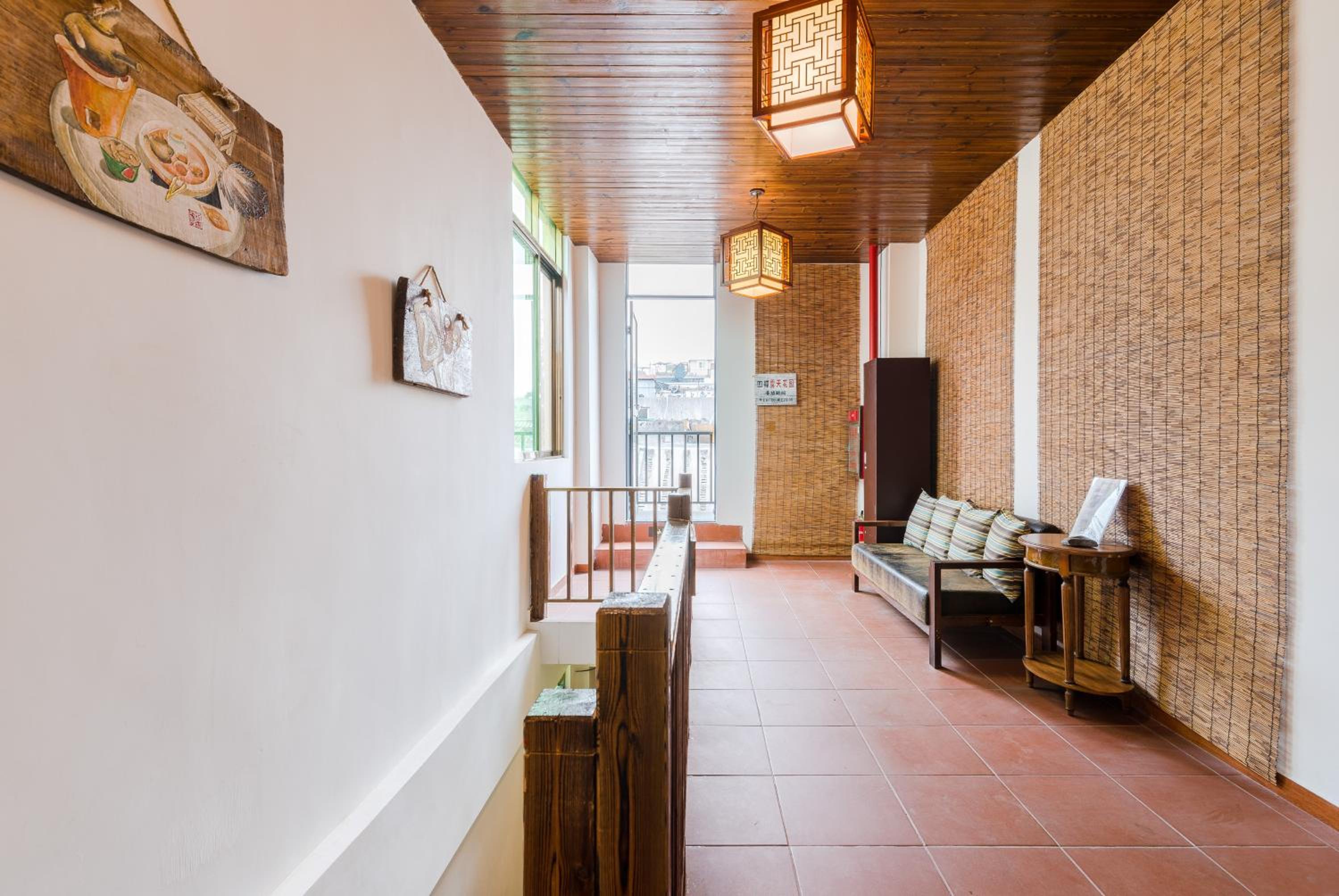 Chaozhou Hello Inn
