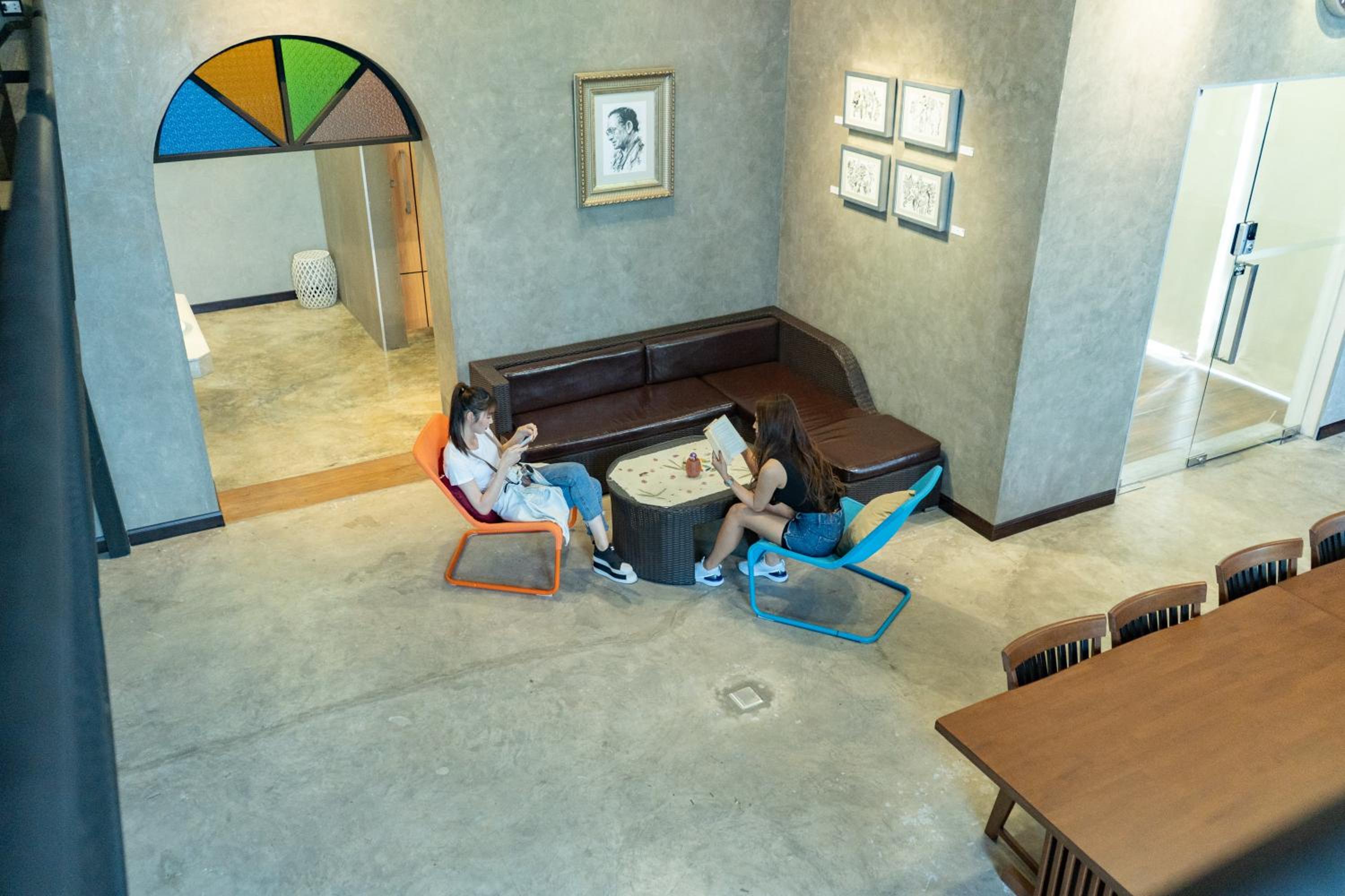 lounge