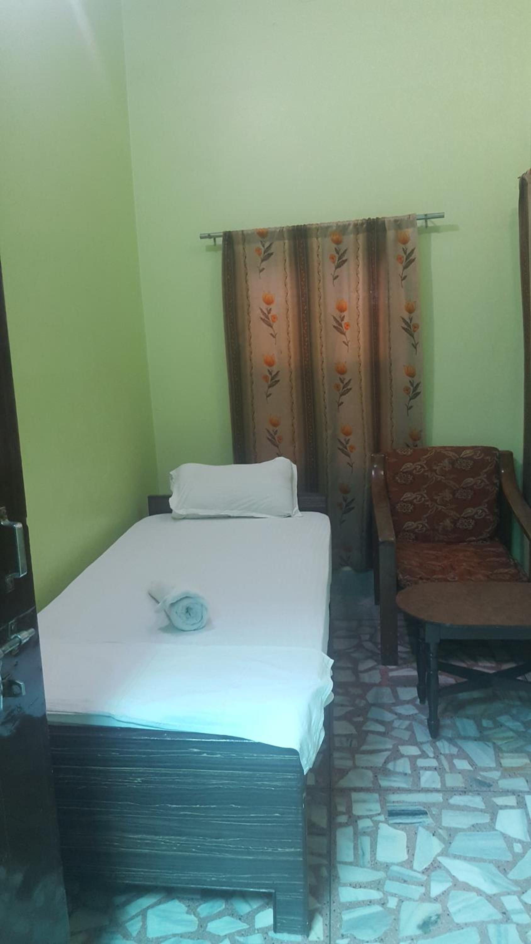 Baba Guest House