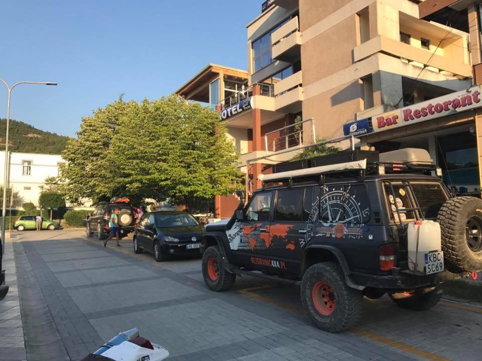 Hotel Tomorri - Image 1