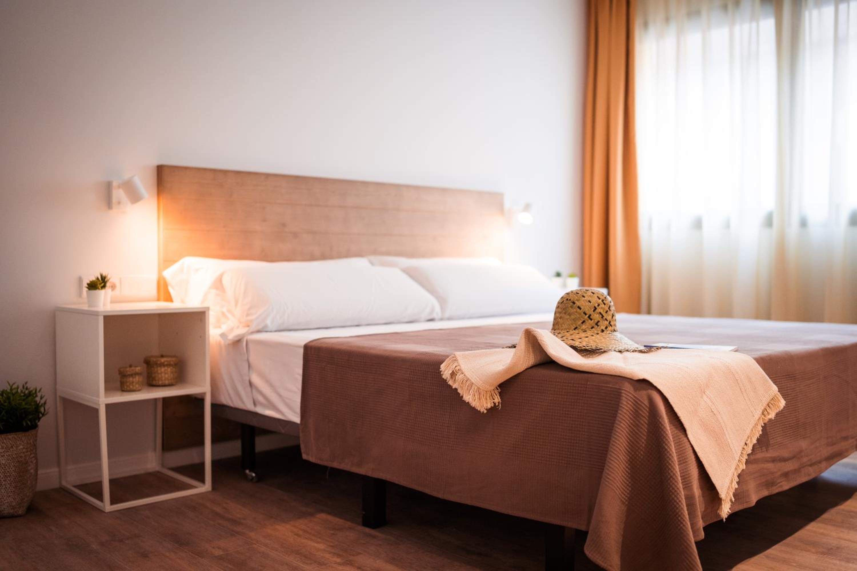 Lindala en Valencia — hotel room