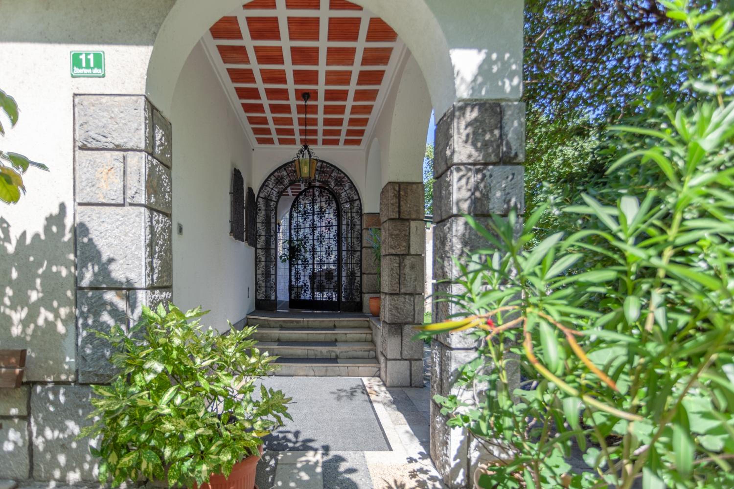 Villa Magnolia view 2