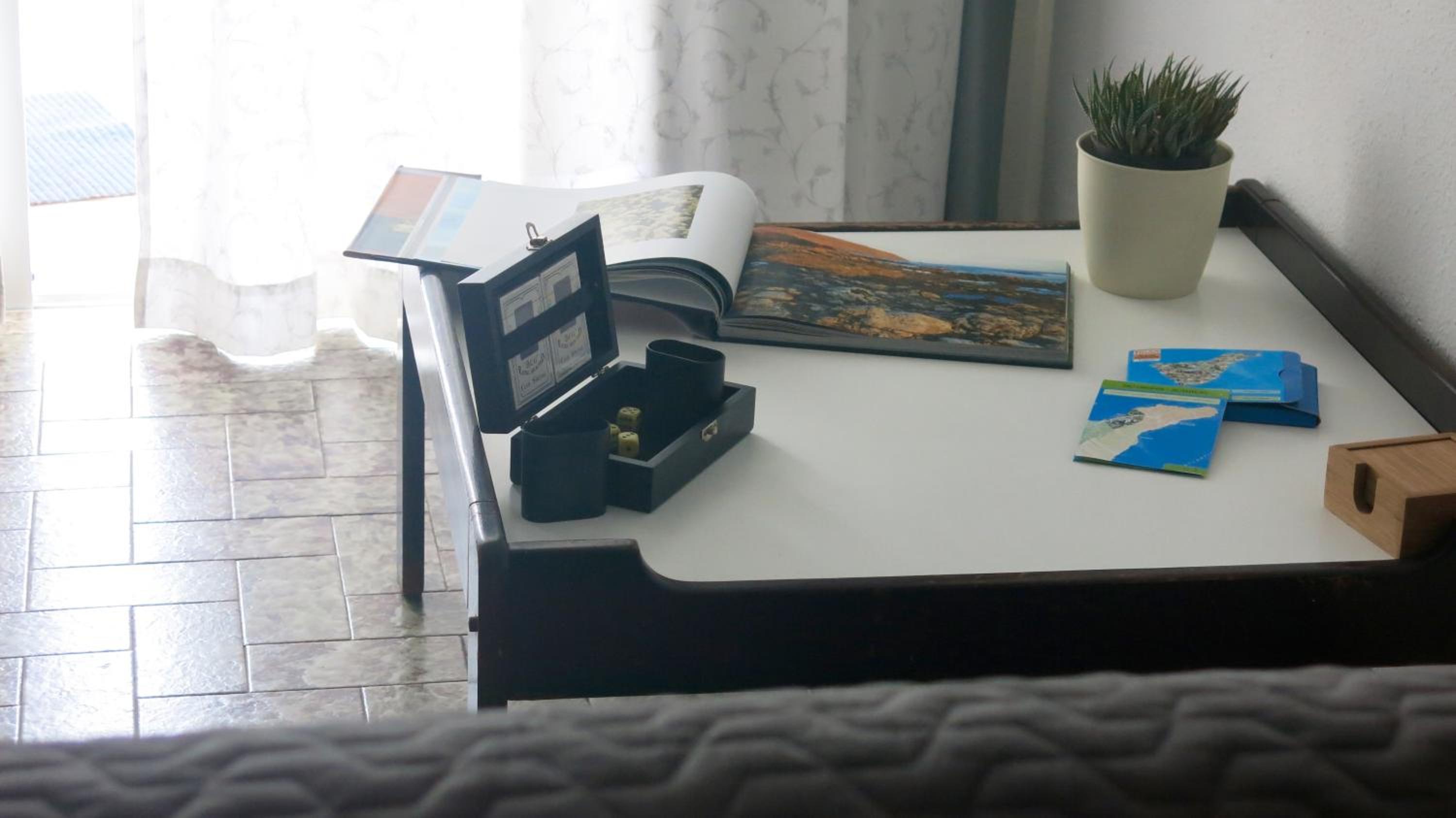 Photo 33