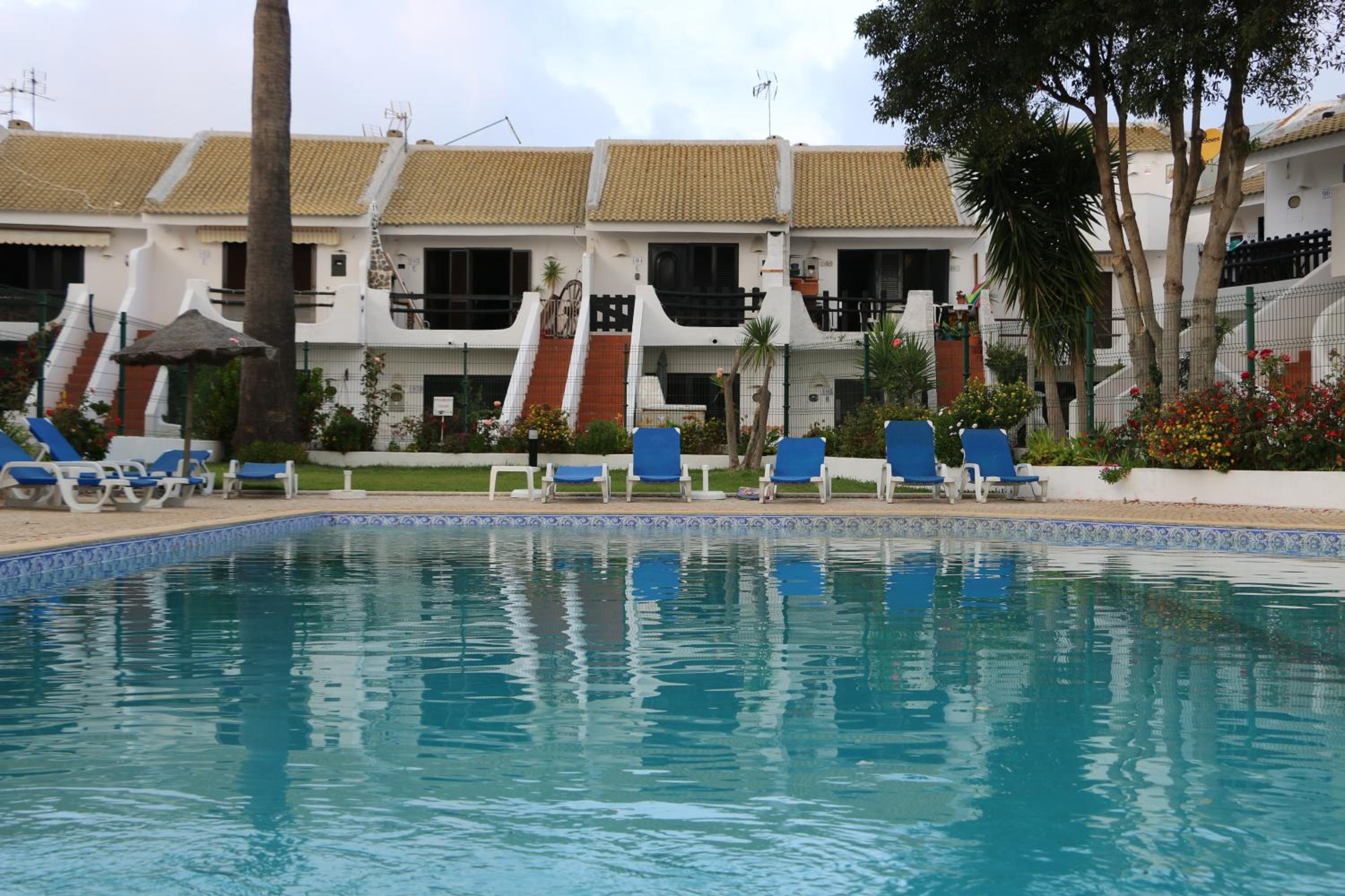 Moradia T2+1 COM PISCINA view 4