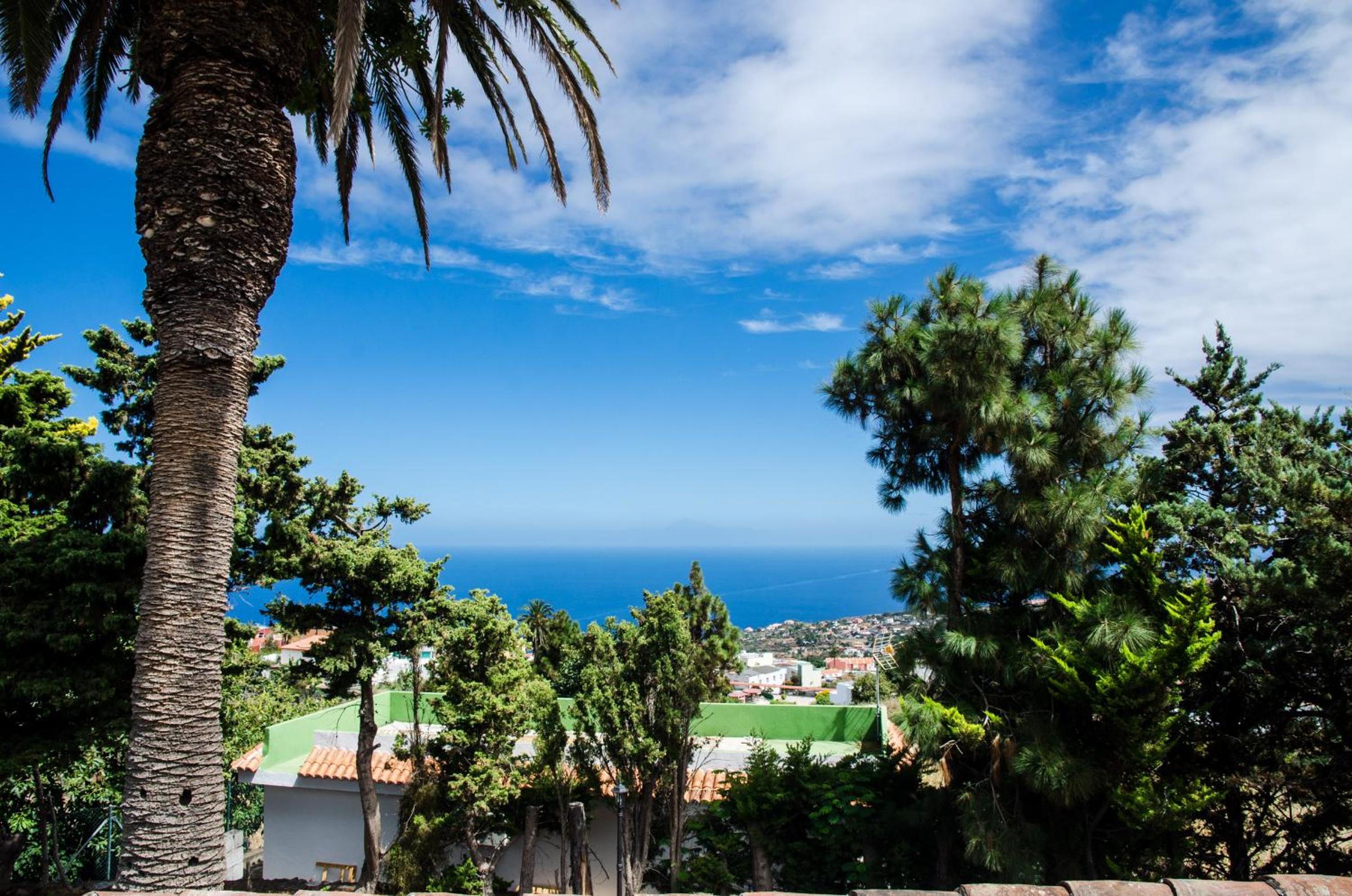 Galguen Paradise in the island of stars. Villa. view 2