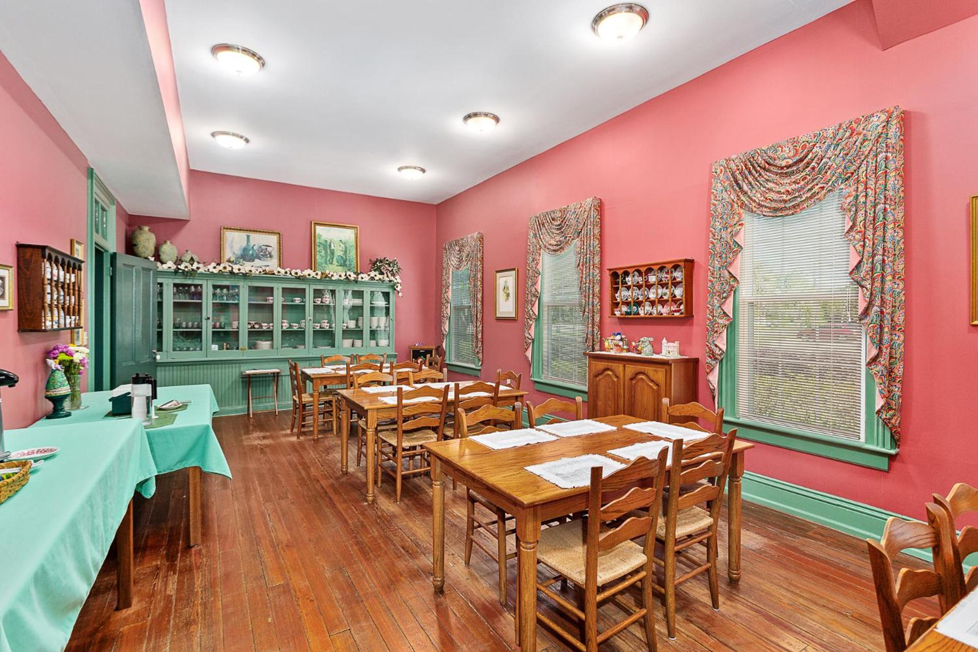 Spencer House Inn