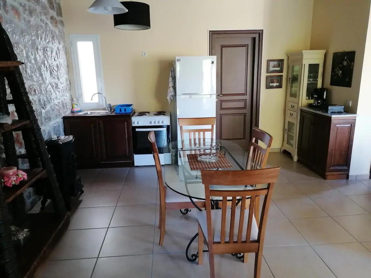 Ktima Nafsika - First-floor luxury apartment in majestic estate view 4