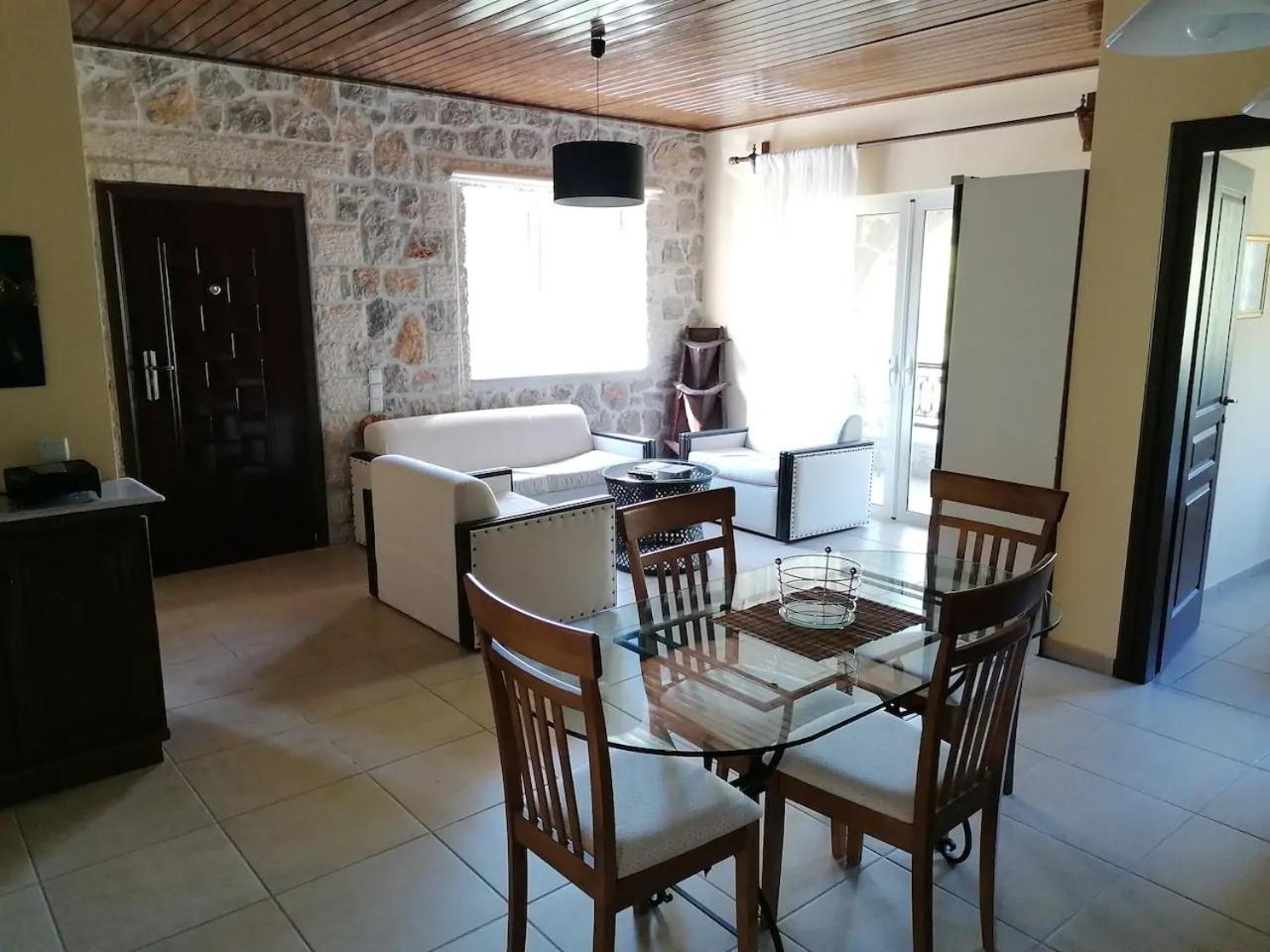 Ktima Nafsika - First-floor luxury apartment in majestic estate view 3