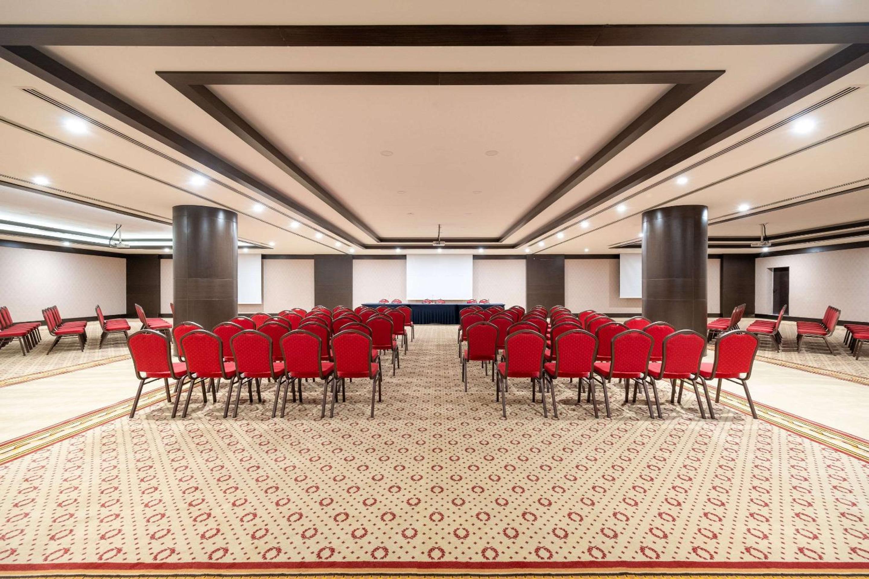 Clarion Otel İstanbul Mahmutbey - Image 31