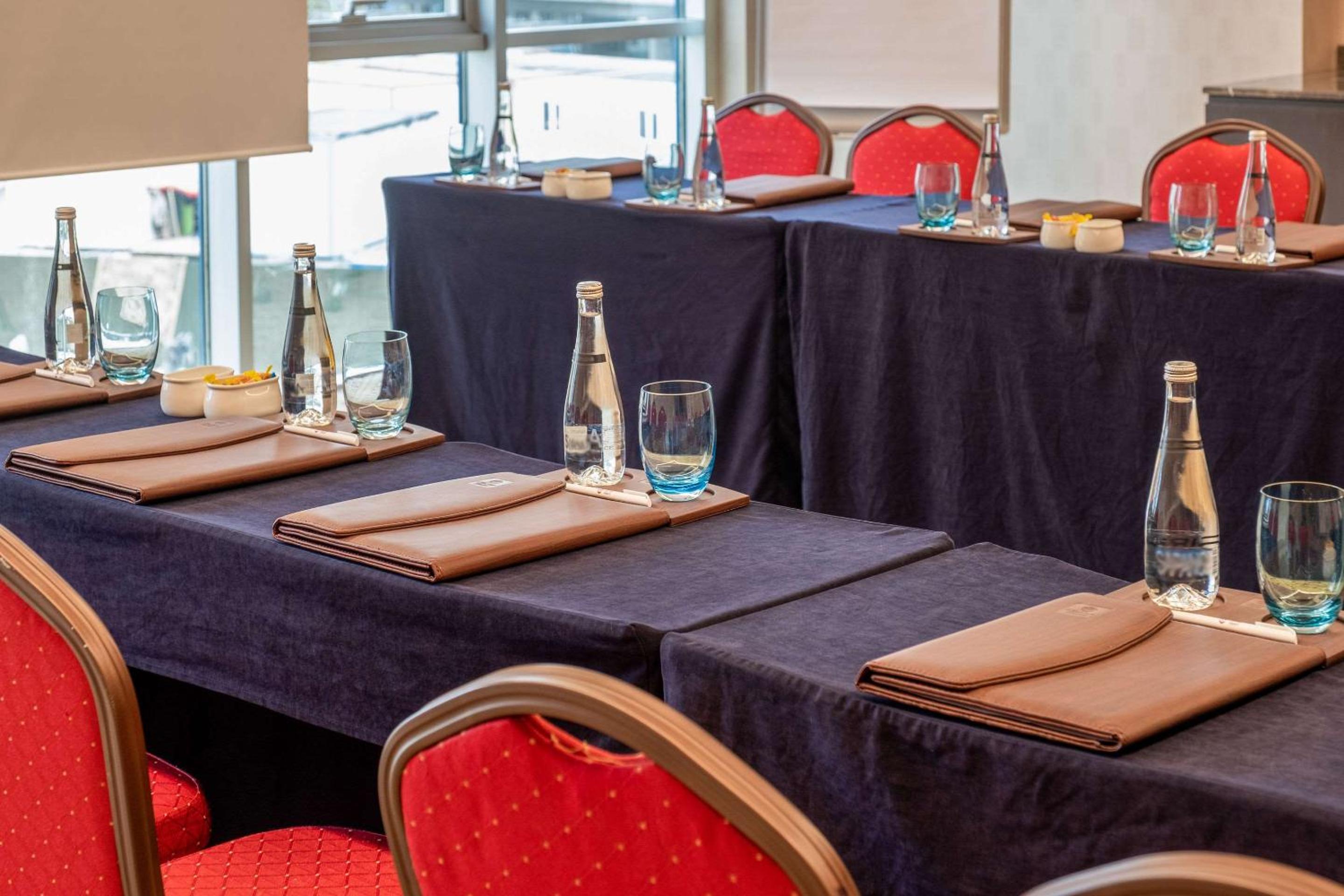 Clarion Otel İstanbul Mahmutbey - Image 36