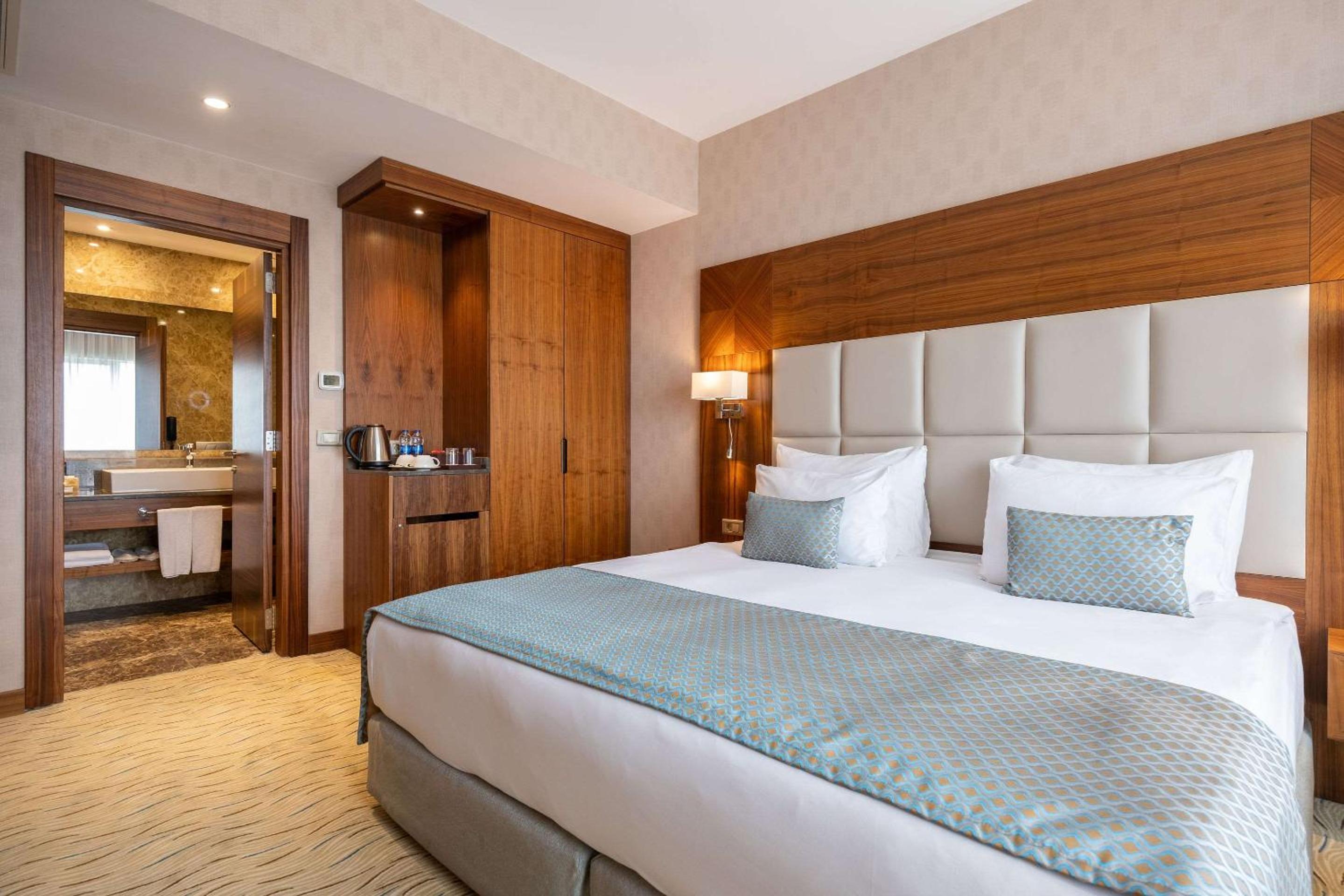 Clarion Otel İstanbul Mahmutbey - Image 19