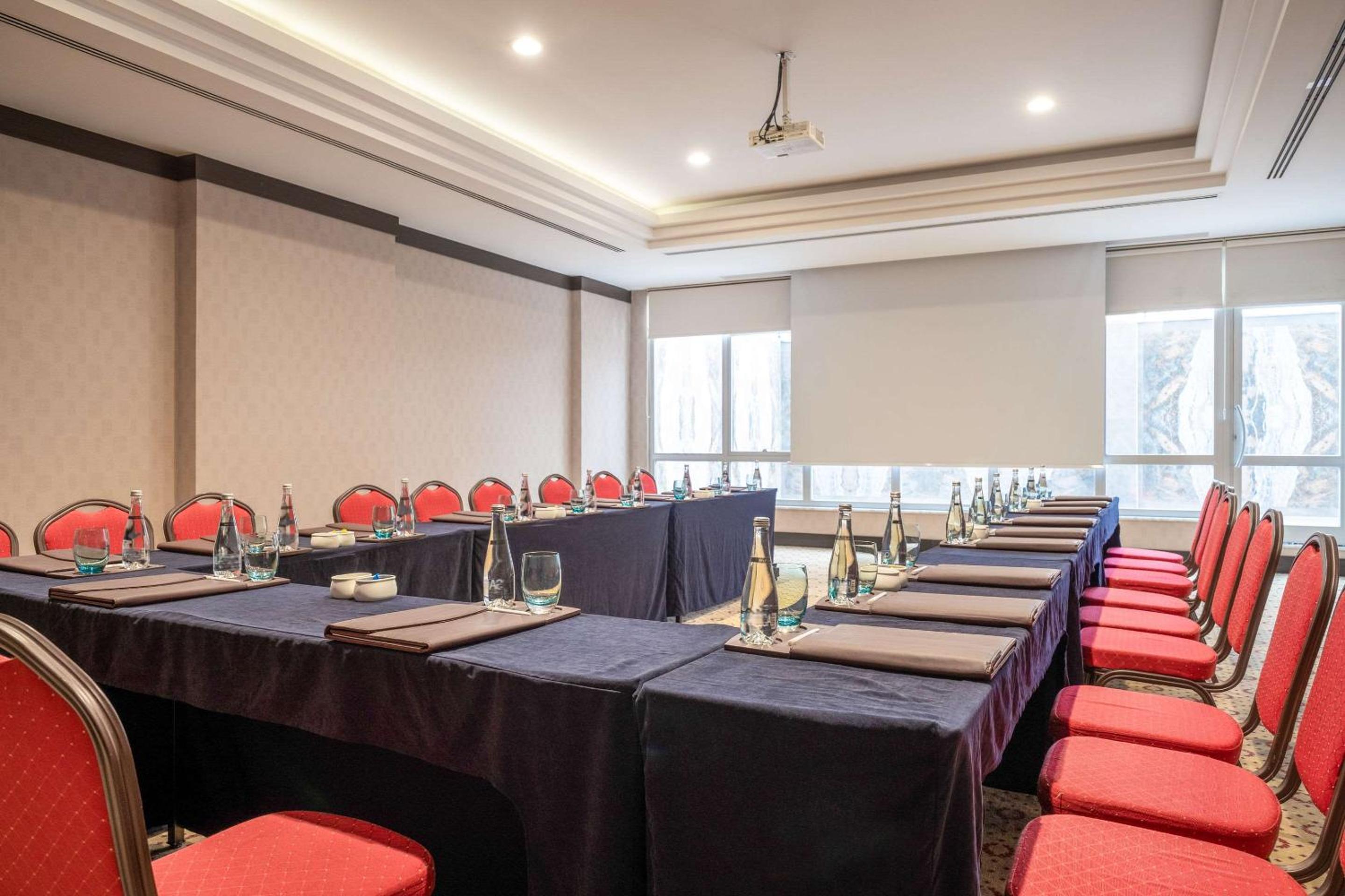 Clarion Otel İstanbul Mahmutbey - Image 32