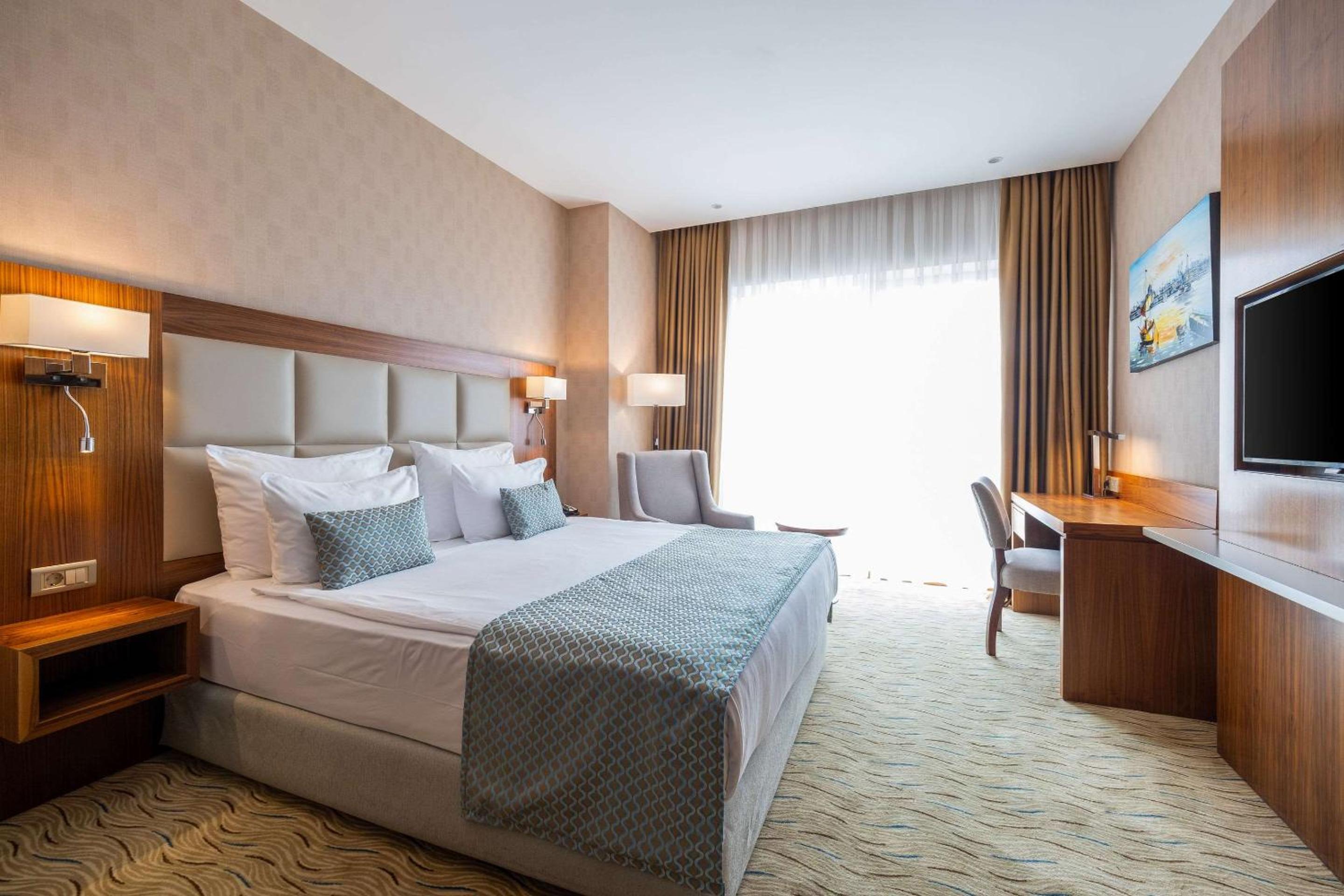 Clarion Otel İstanbul Mahmutbey - Image 21