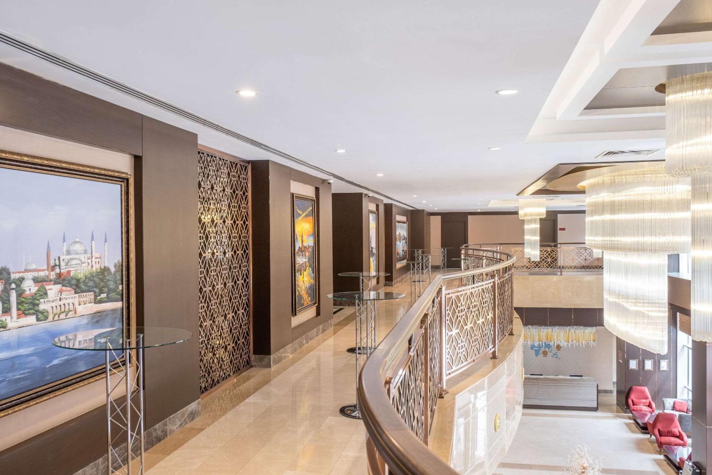 Clarion Otel İstanbul Mahmutbey - Image 61
