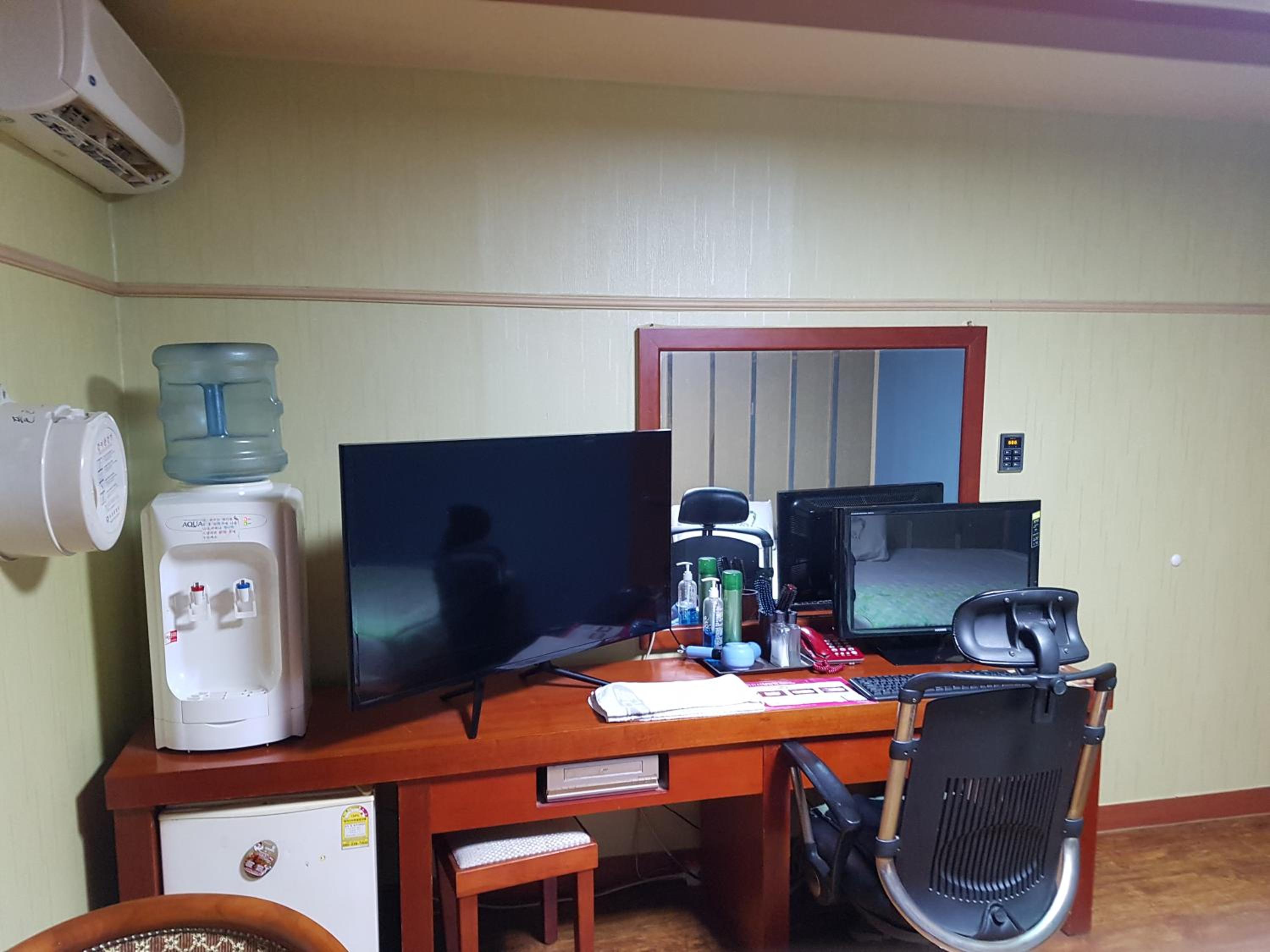 Photo 21