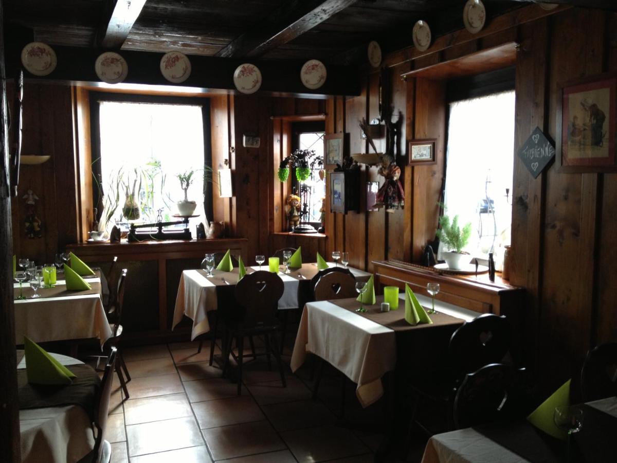 restaurant