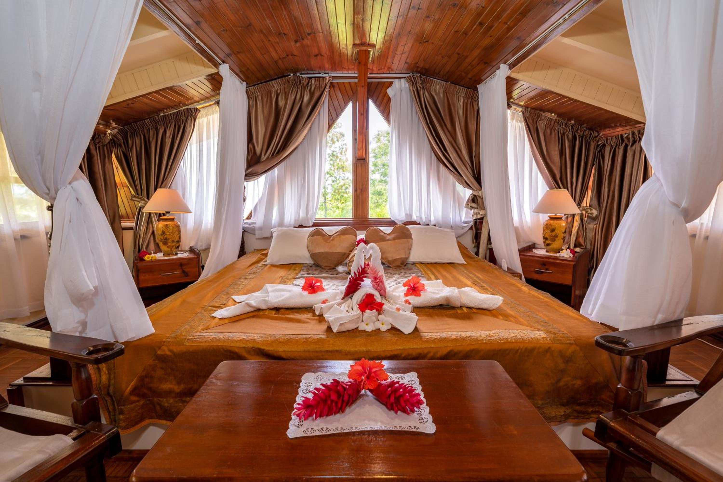 Carana Hilltop Villa Seychelles