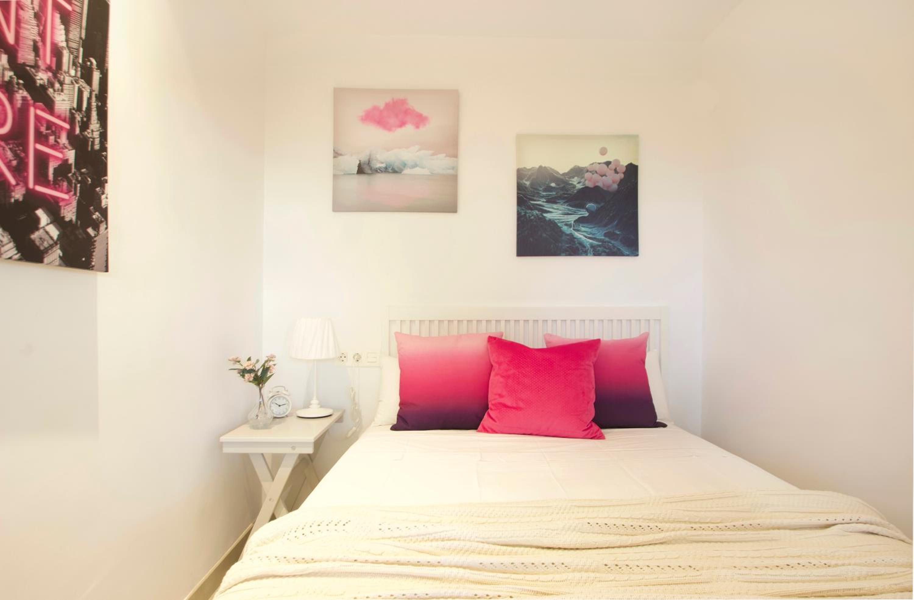 Sunny bungalow with sea view nearby Carihuela Beach
