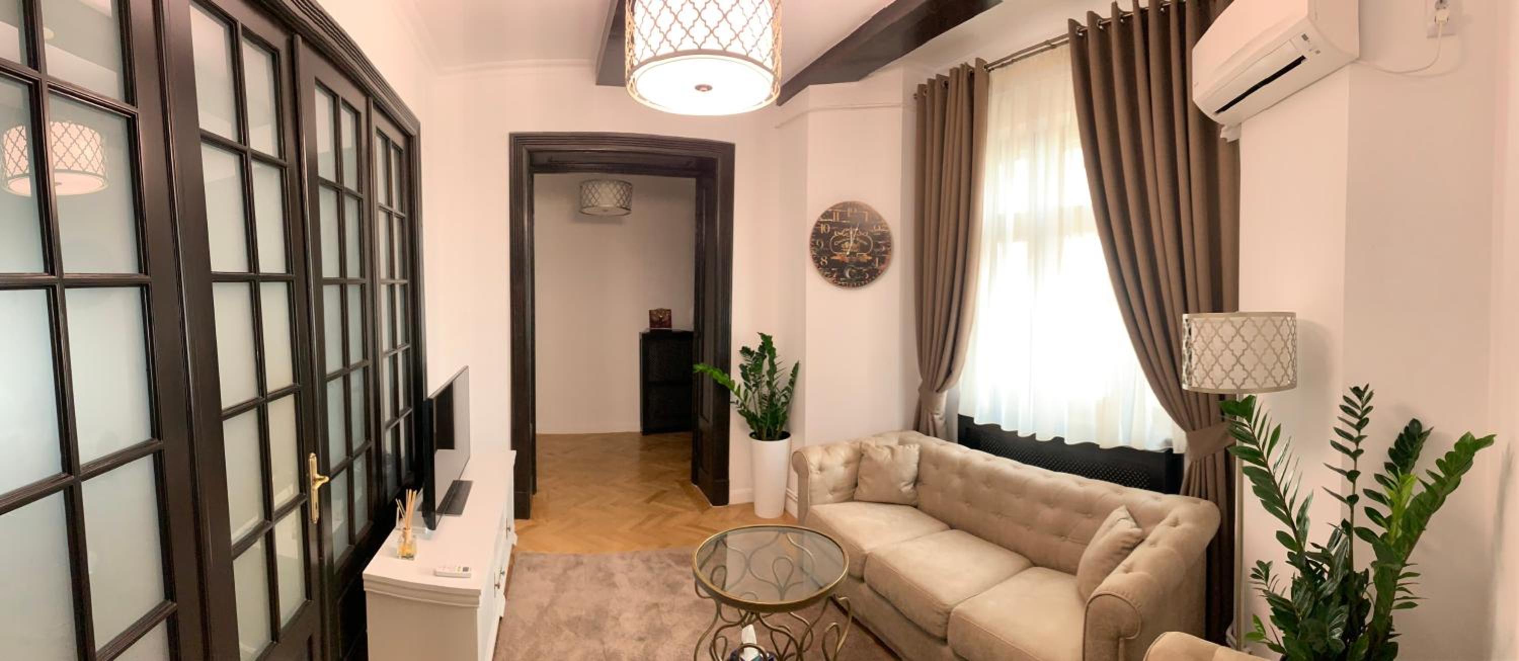 English Apartment