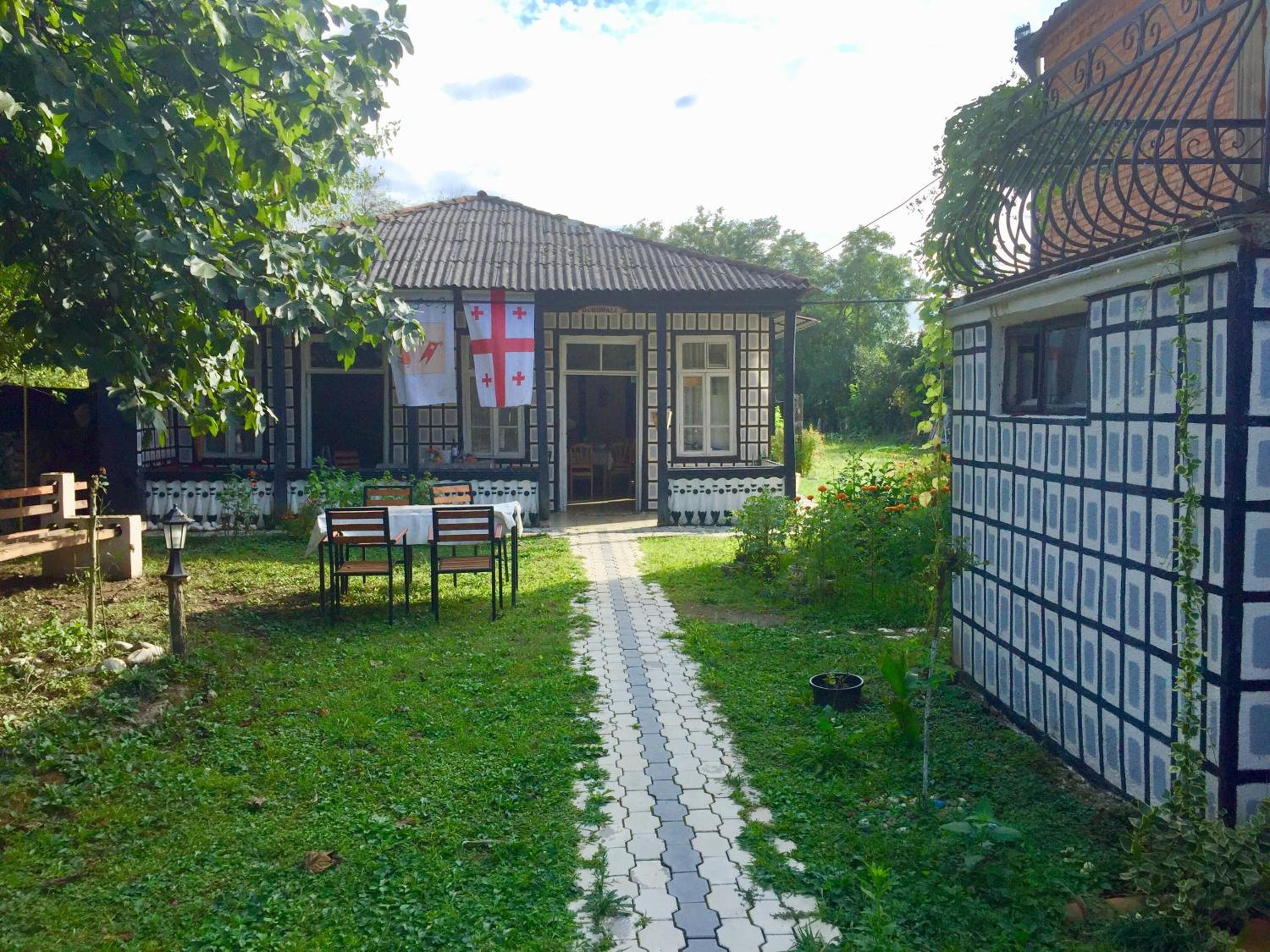 Lazuri Keria Family Guesthouse