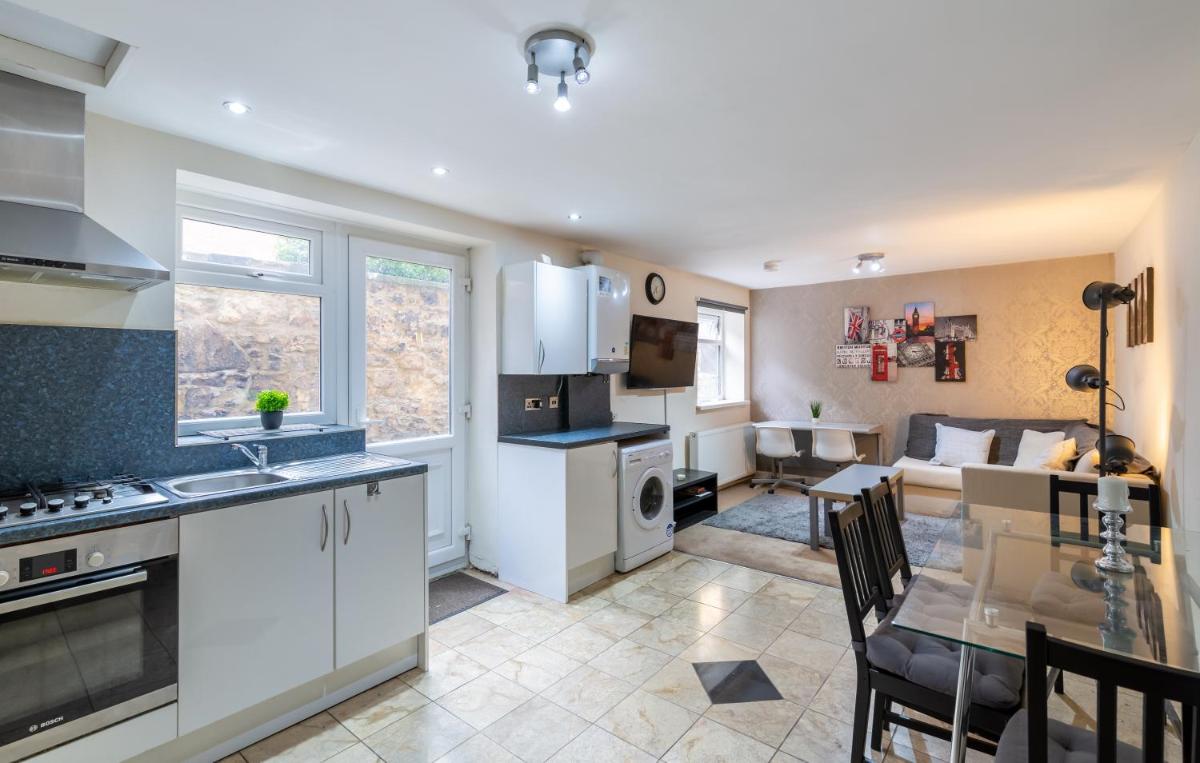 3 bedroom apartment newcastle city centre view 3
