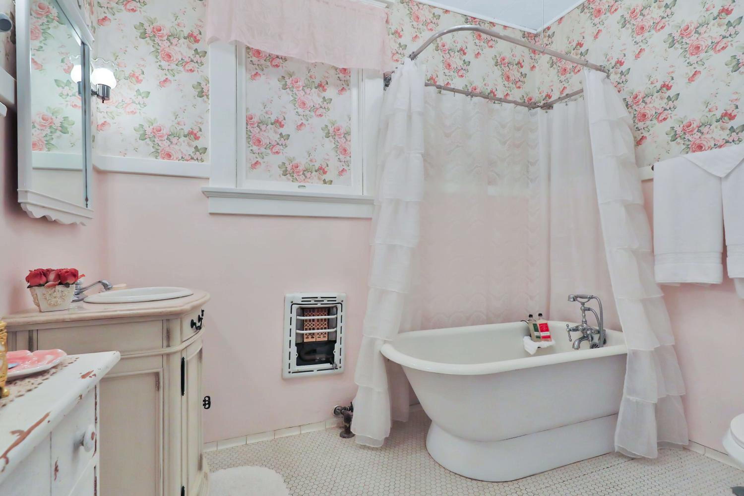 Gainesville Vacations - The Lancaster Manor Bed and Breakfast - Property Image 15