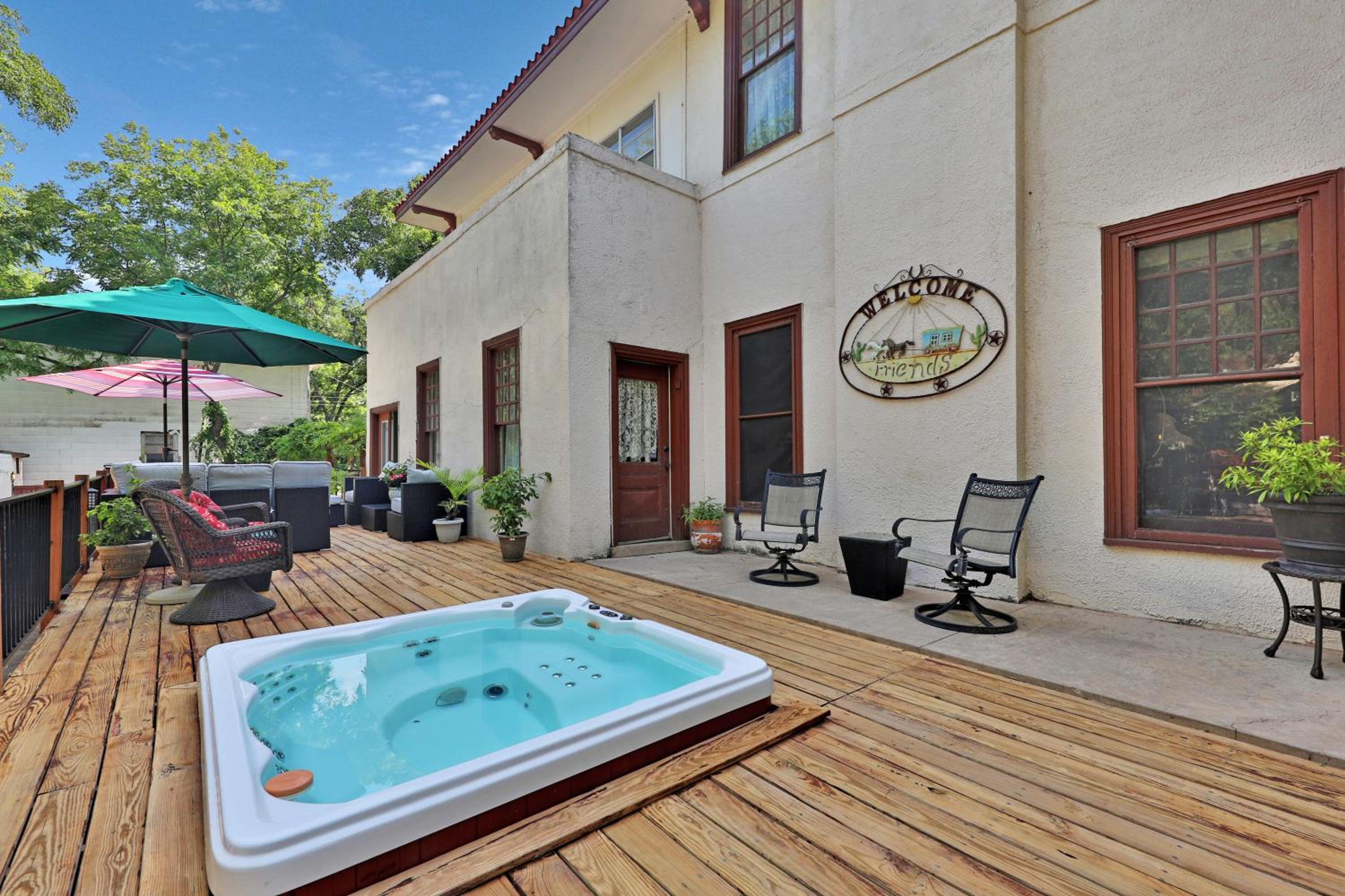 Gainesville Vacations - The Lancaster Manor Bed and Breakfast - Property Image 6