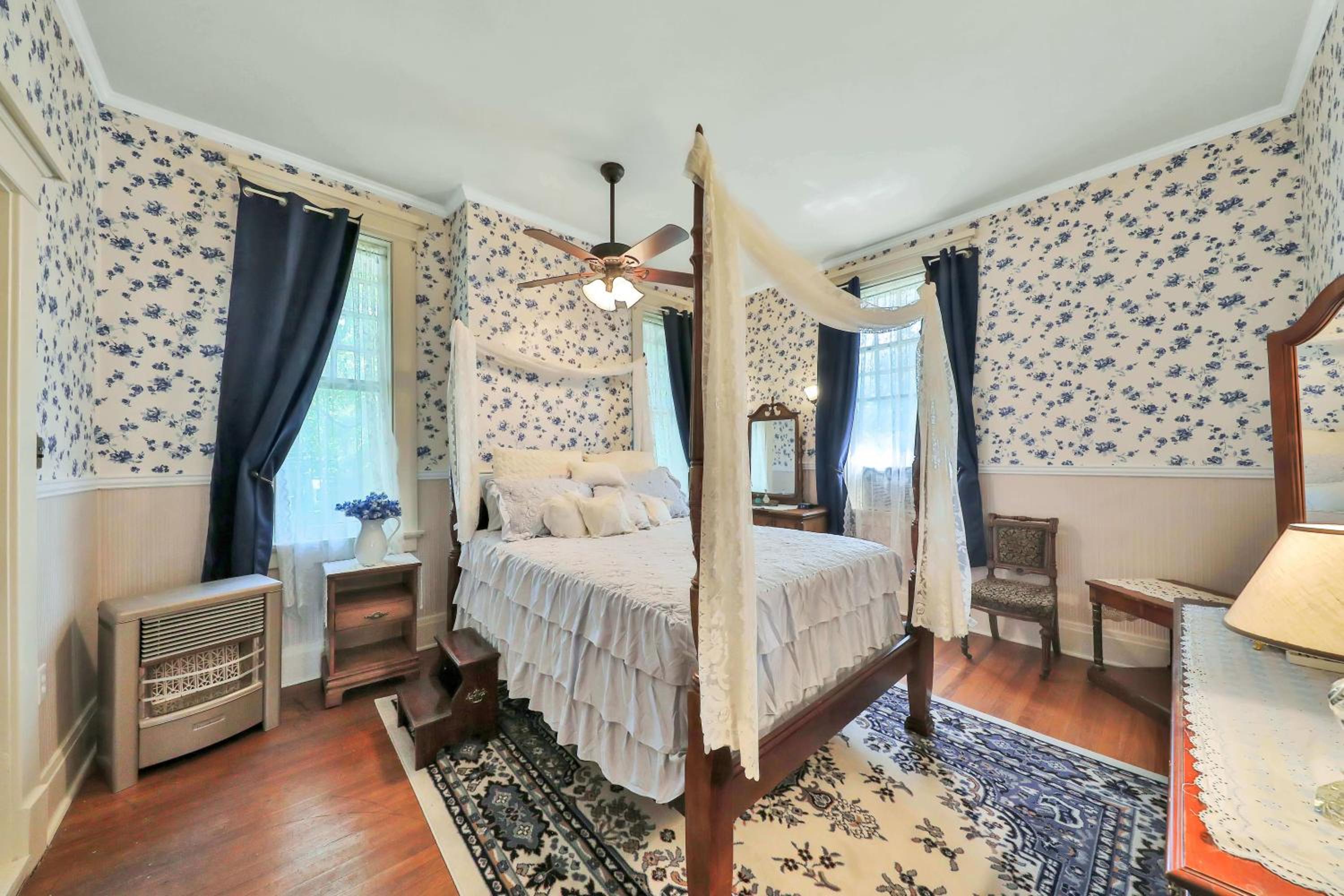 Gainesville Vacations - The Lancaster Manor Bed and Breakfast - Property Image 63
