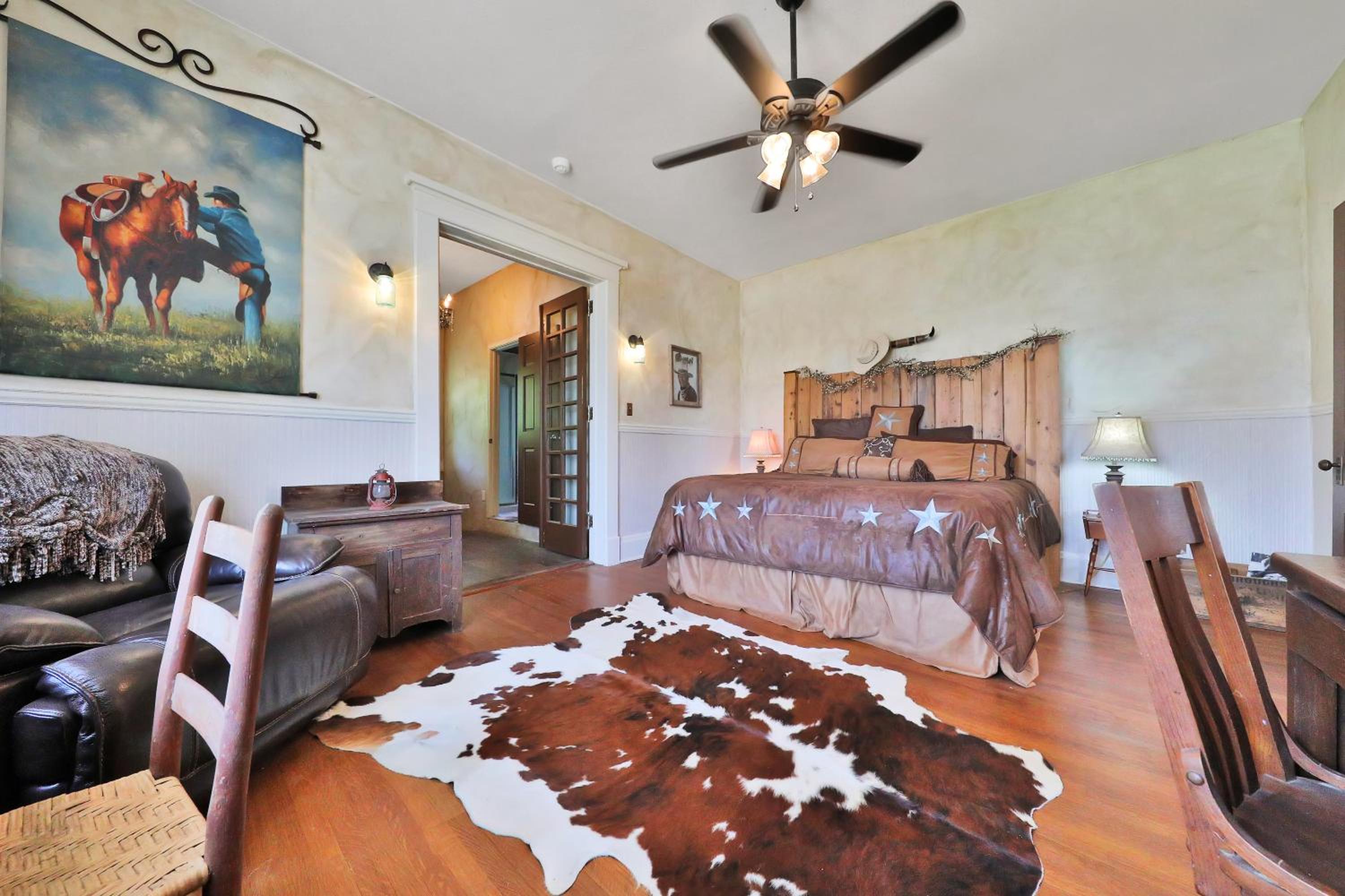 Gainesville Vacations - The Lancaster Manor Bed and Breakfast - Property Image 18