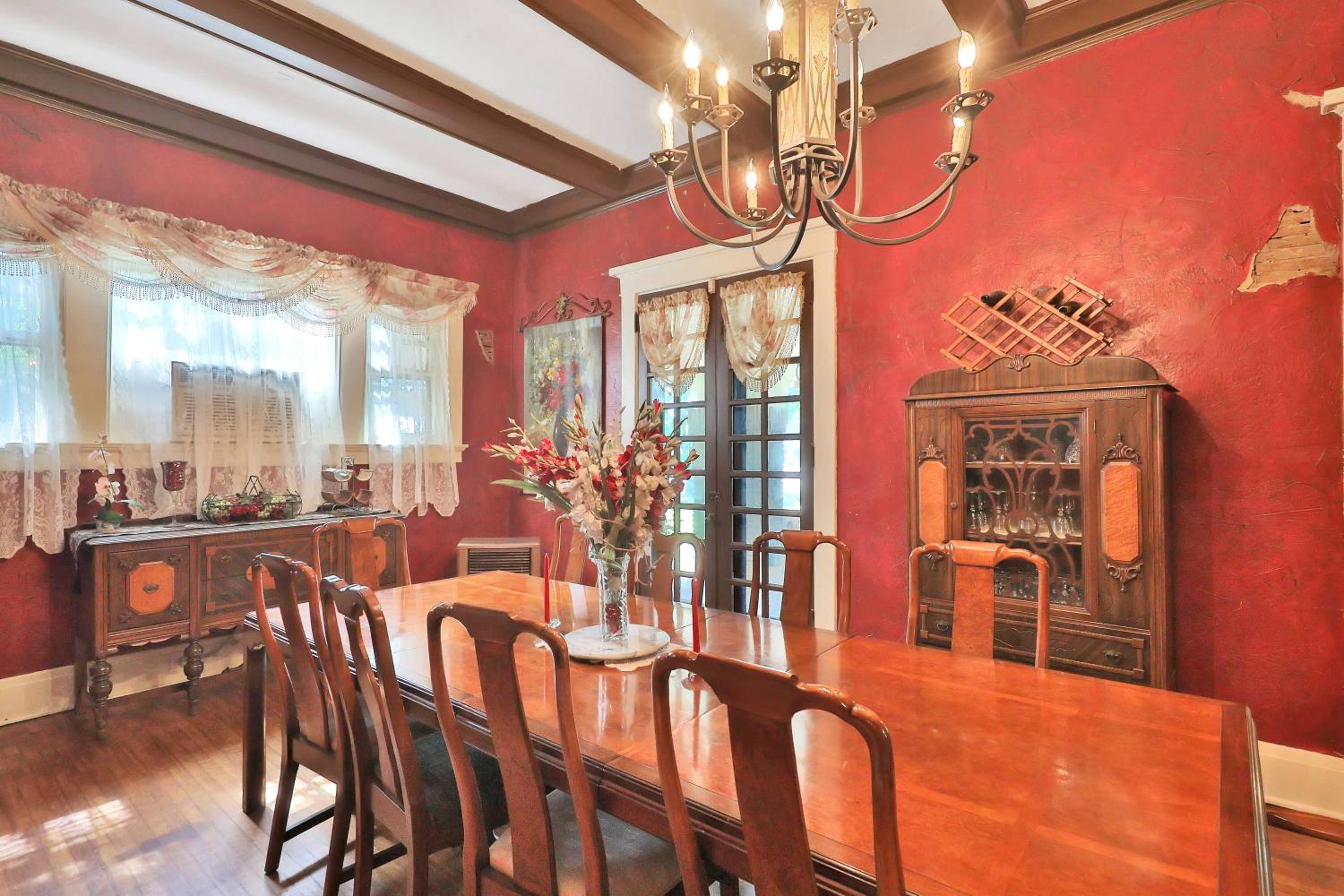 Gainesville Vacations - The Lancaster Manor Bed and Breakfast - Property Image 9