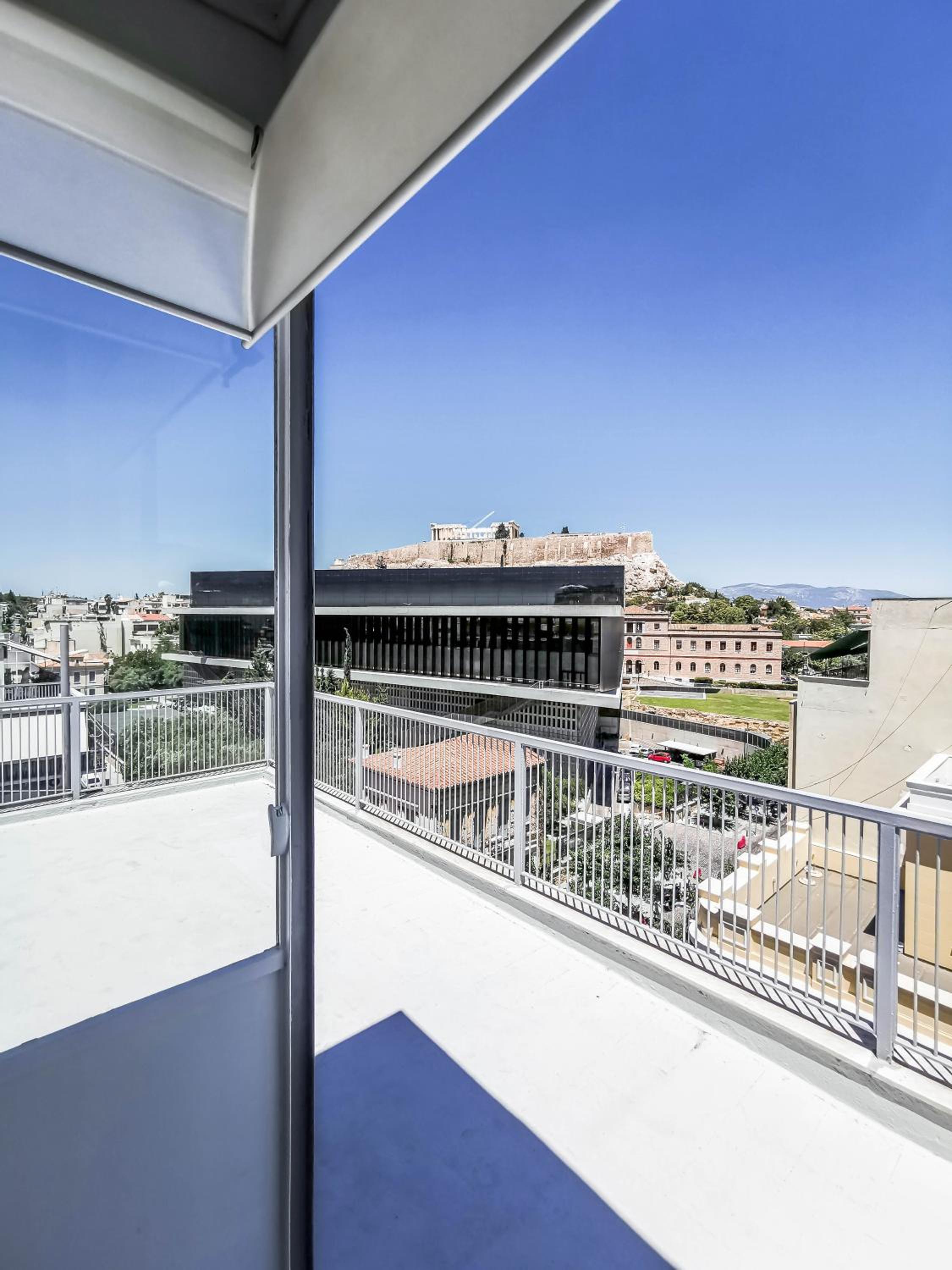 Acropolitana Grand view veranda