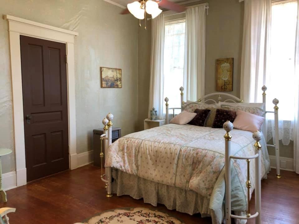 Gainesville Vacations - The Lancaster Manor Bed and Breakfast - Property Image 42