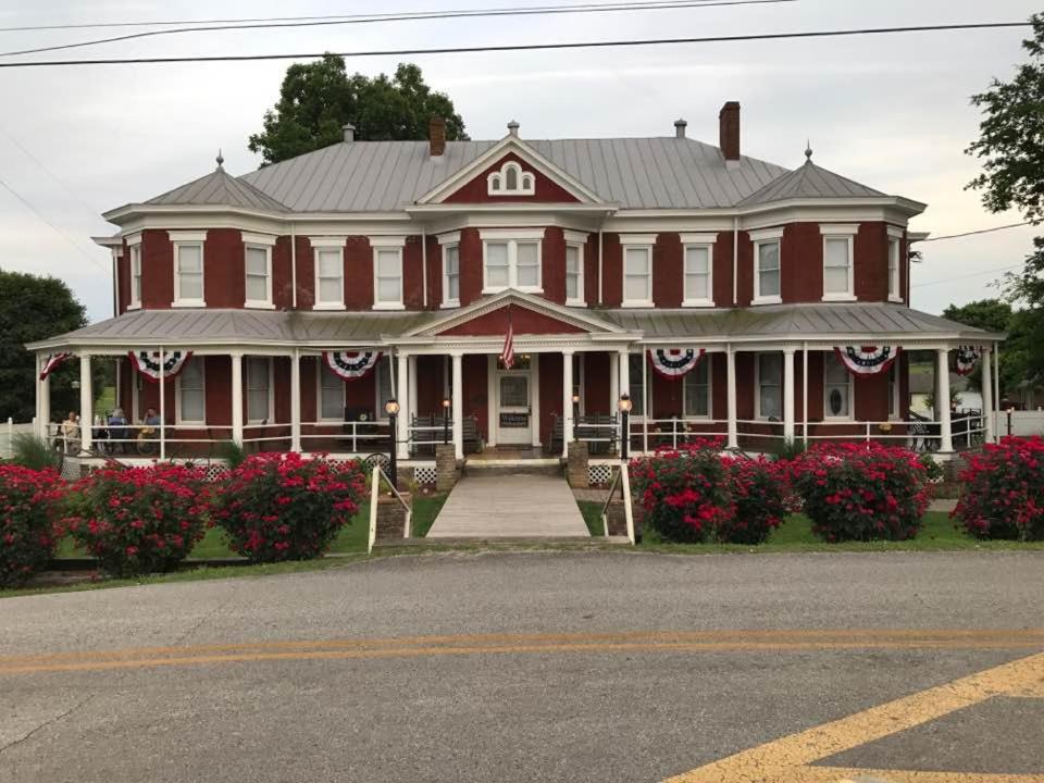 Grand Victorian Inn