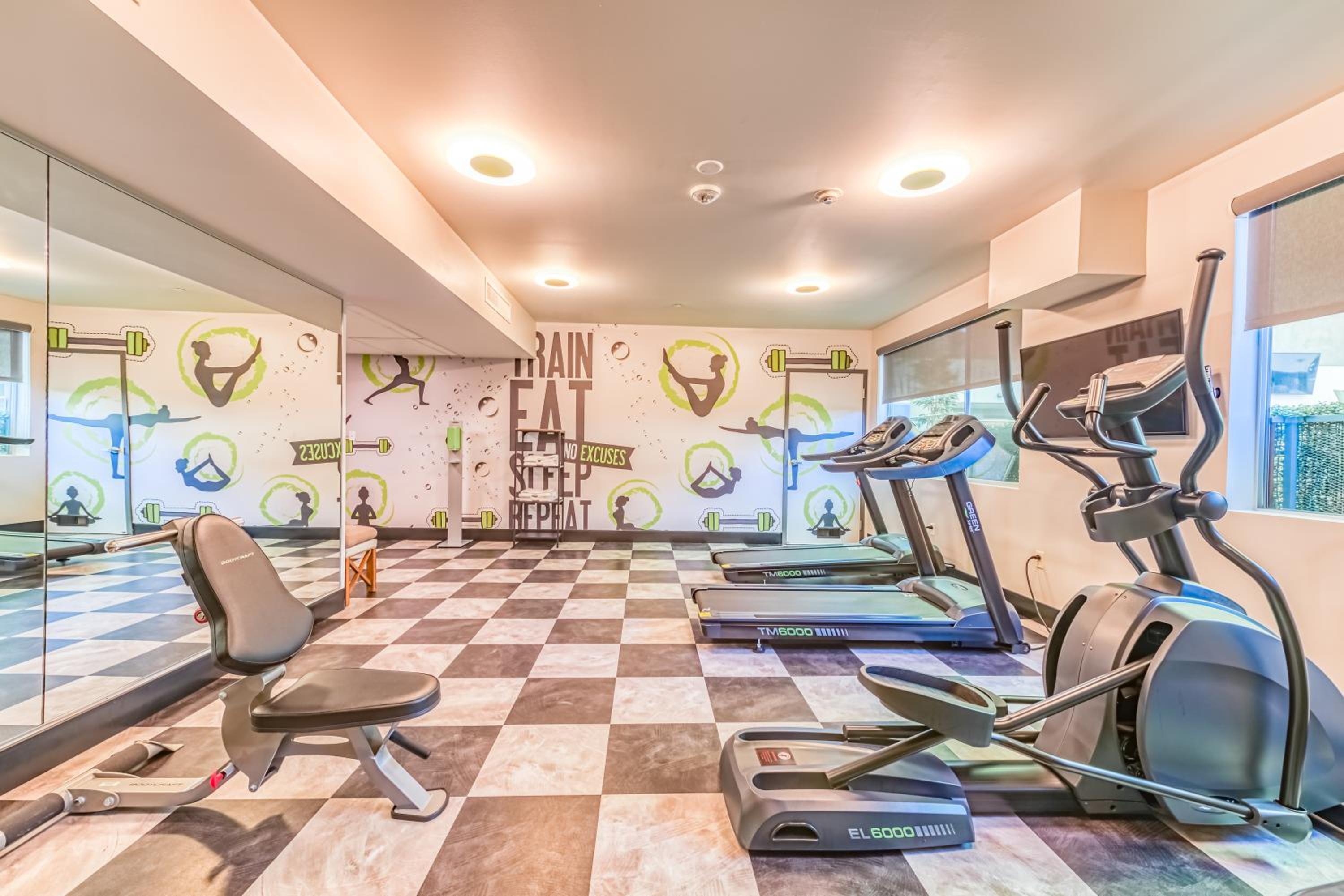 North Hollywood Vacations - Lexen Hotel - North Hollywood Near Universal Studios - Property Image 52