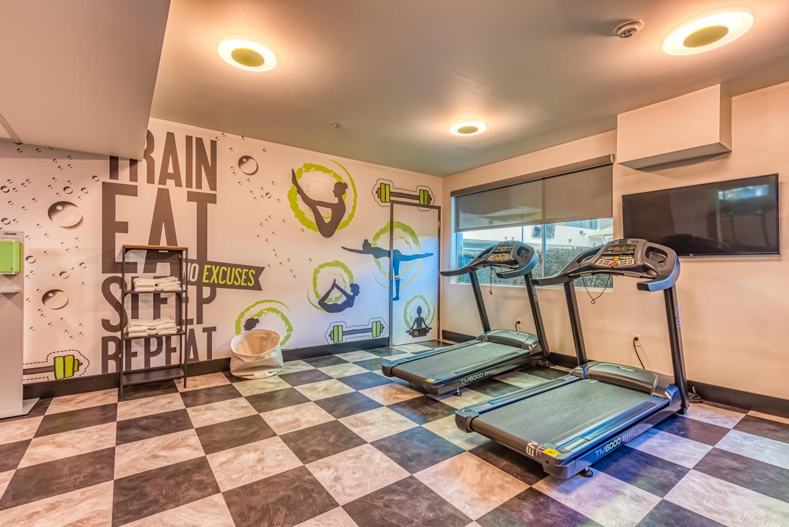 North Hollywood Vacations - Lexen Hotel - North Hollywood Near Universal Studios - Property Image 51