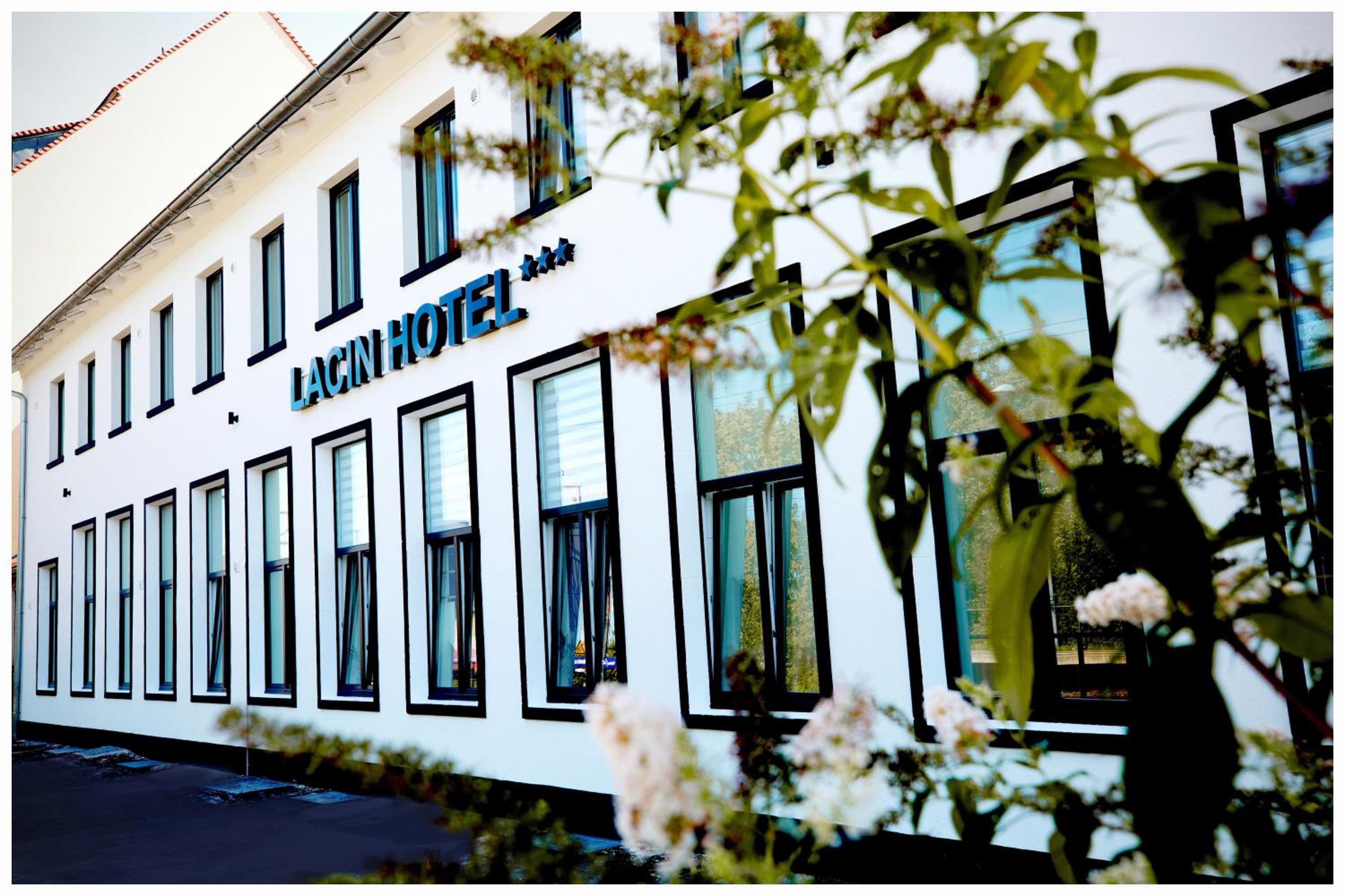 Hotel LACIN - Property Image 7