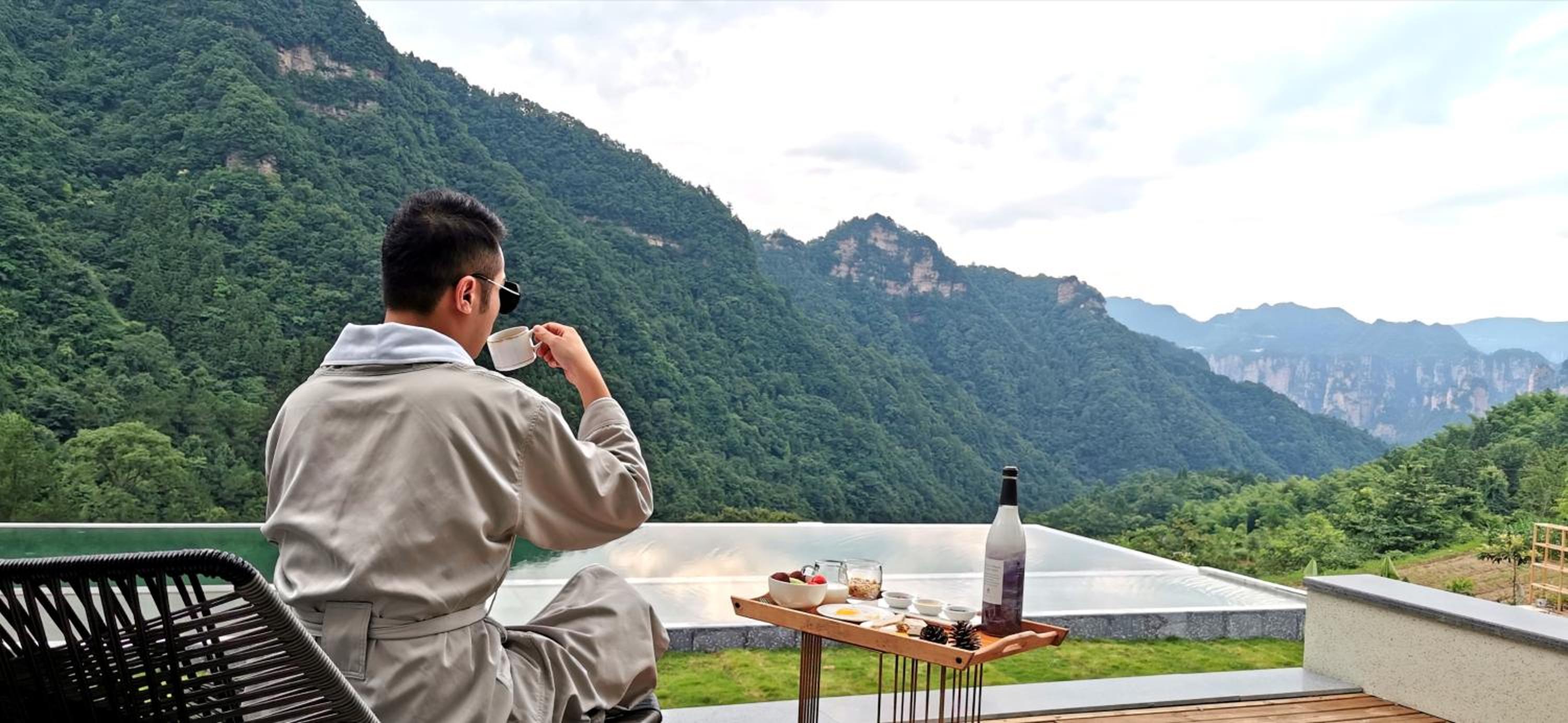 Zhangjiajie national park Purespace --2nights 1free pick-up&book tickets&5min to park