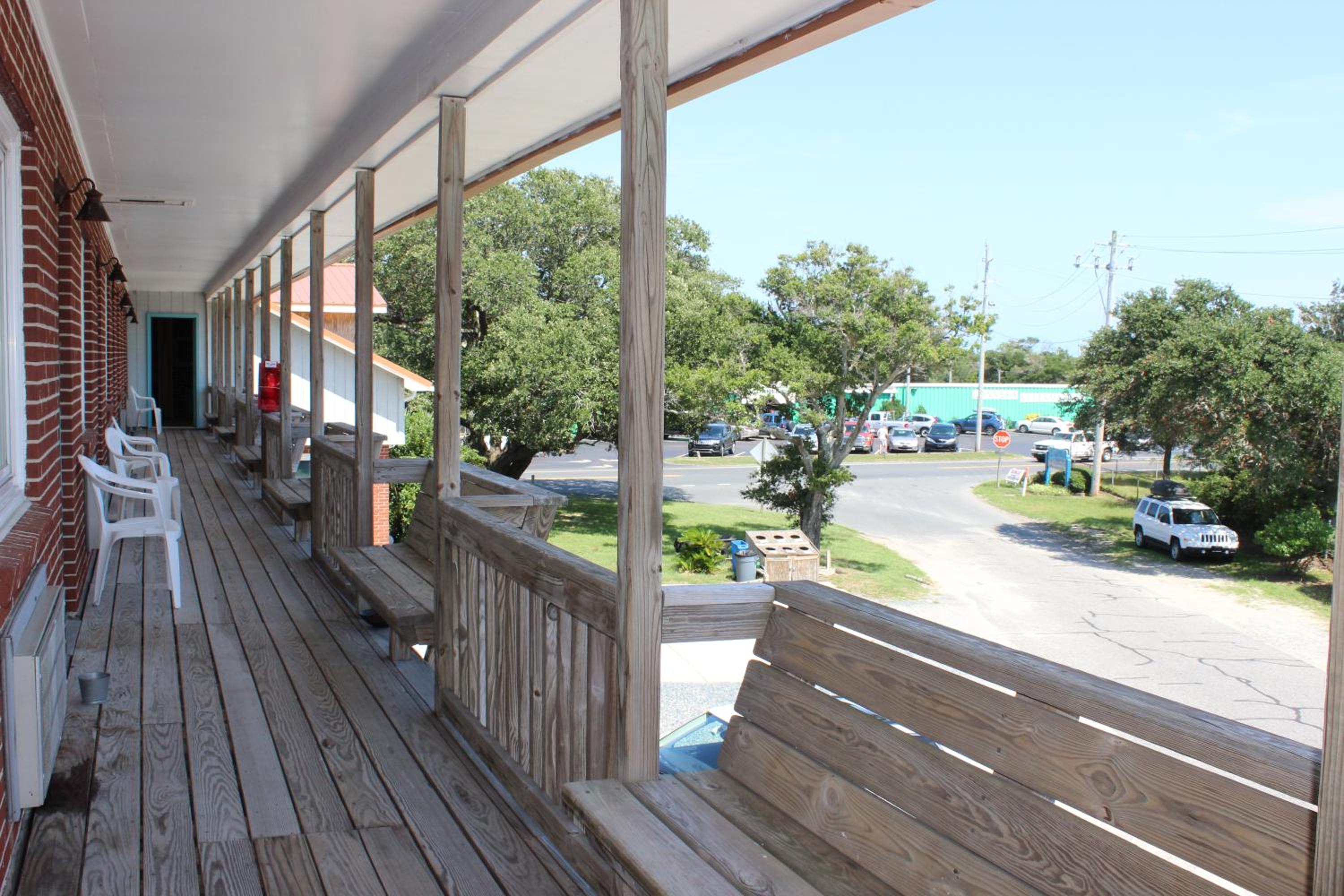 Cape Pines Motel