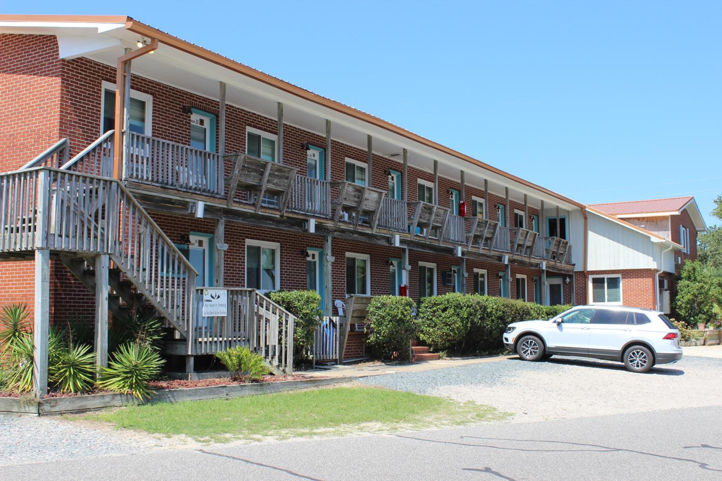 Cape Pines Motel
