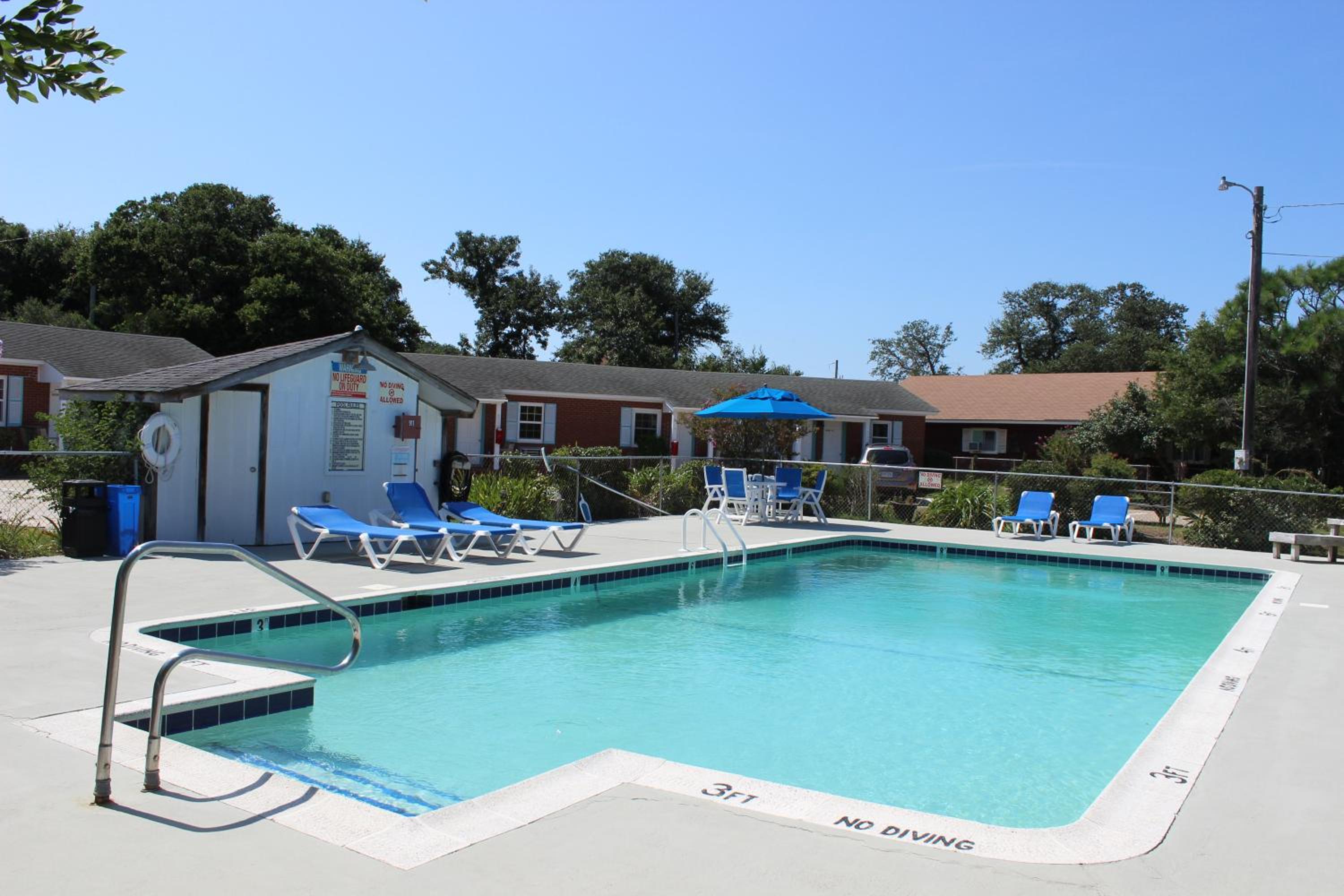 Cape Pines Motel