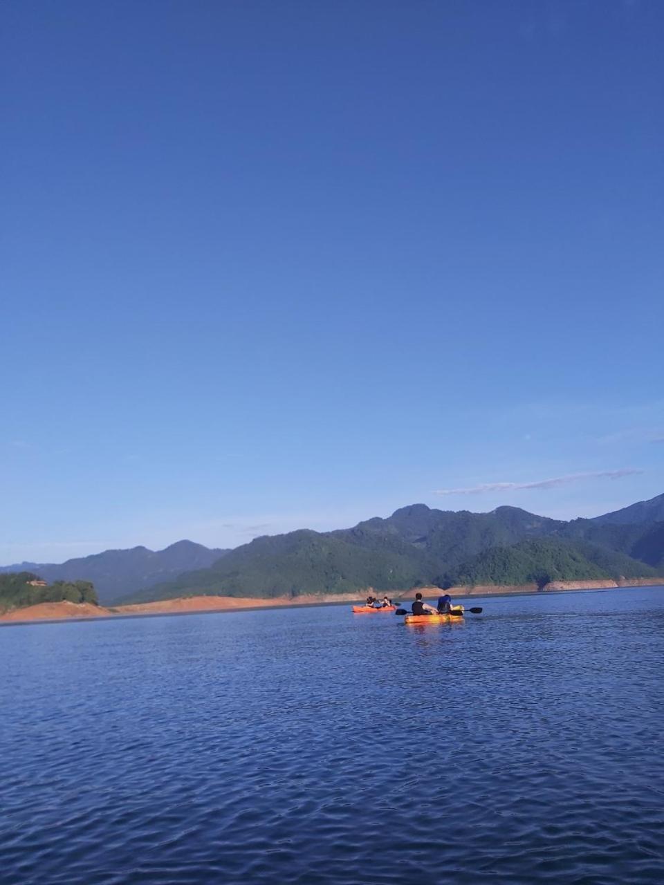 Mai Chau Hideaway Lake Resort