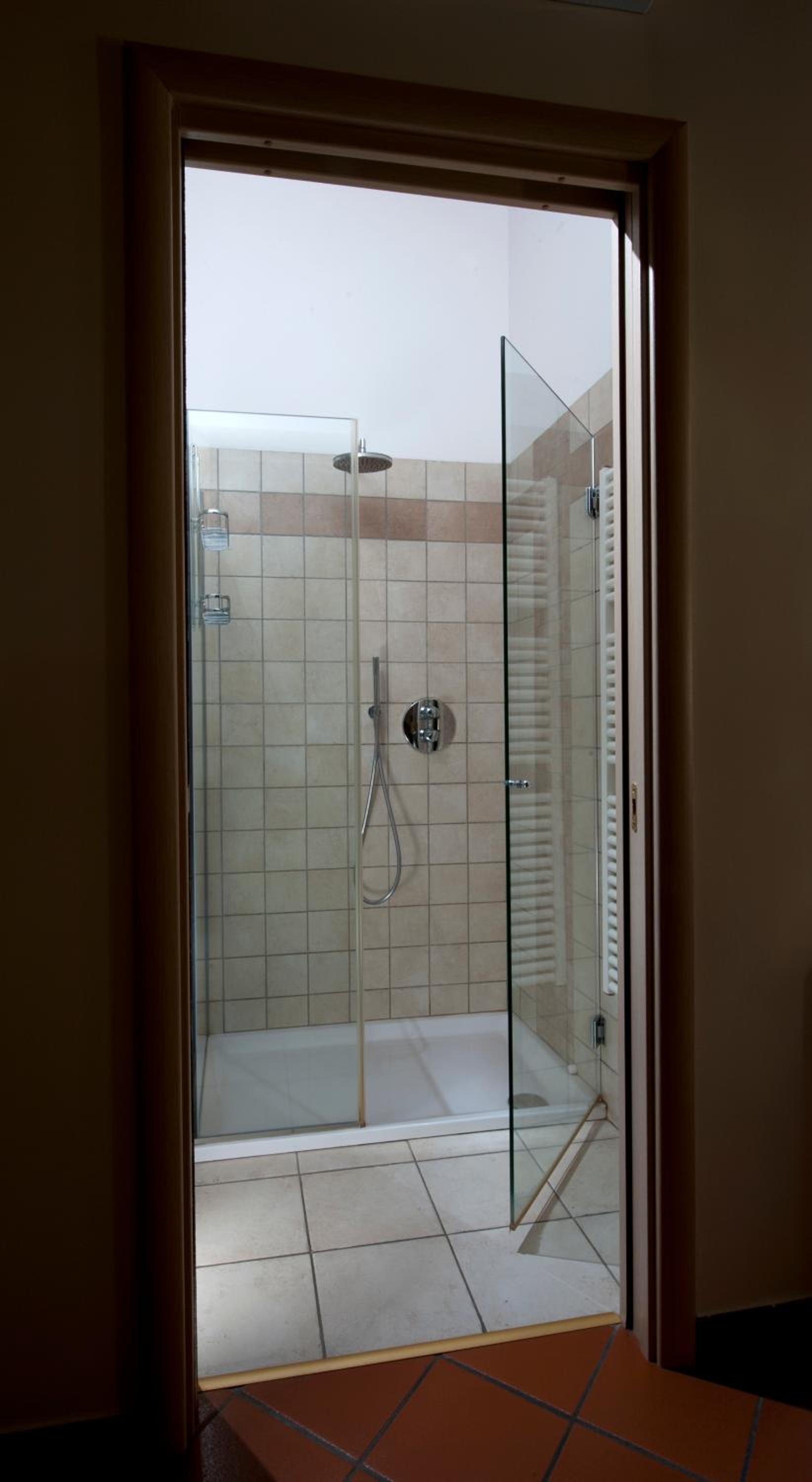 Photo 43