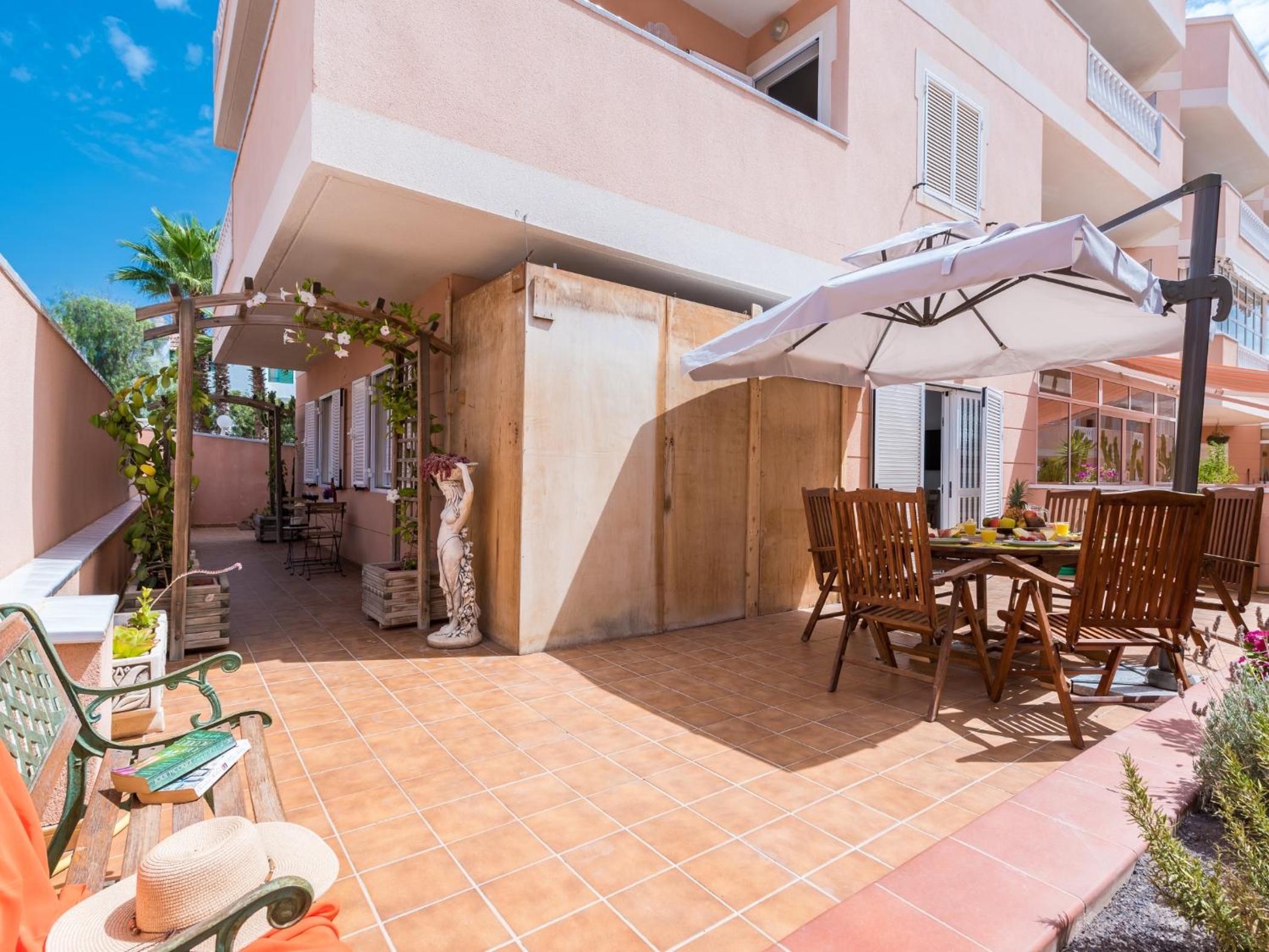 F06 Costa Sol Accommodation, Big Terrace, POOL view 4